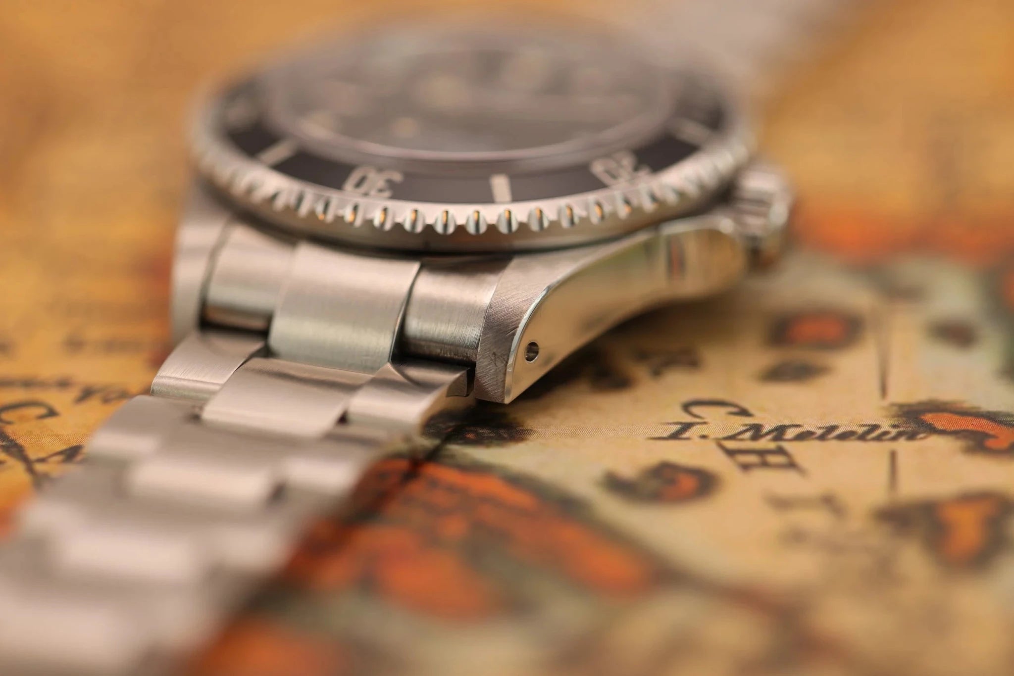 1998 Rolex Sea-Dweller Ref. 16600 | Creamy Patina | Full Set - Sierra Time Co