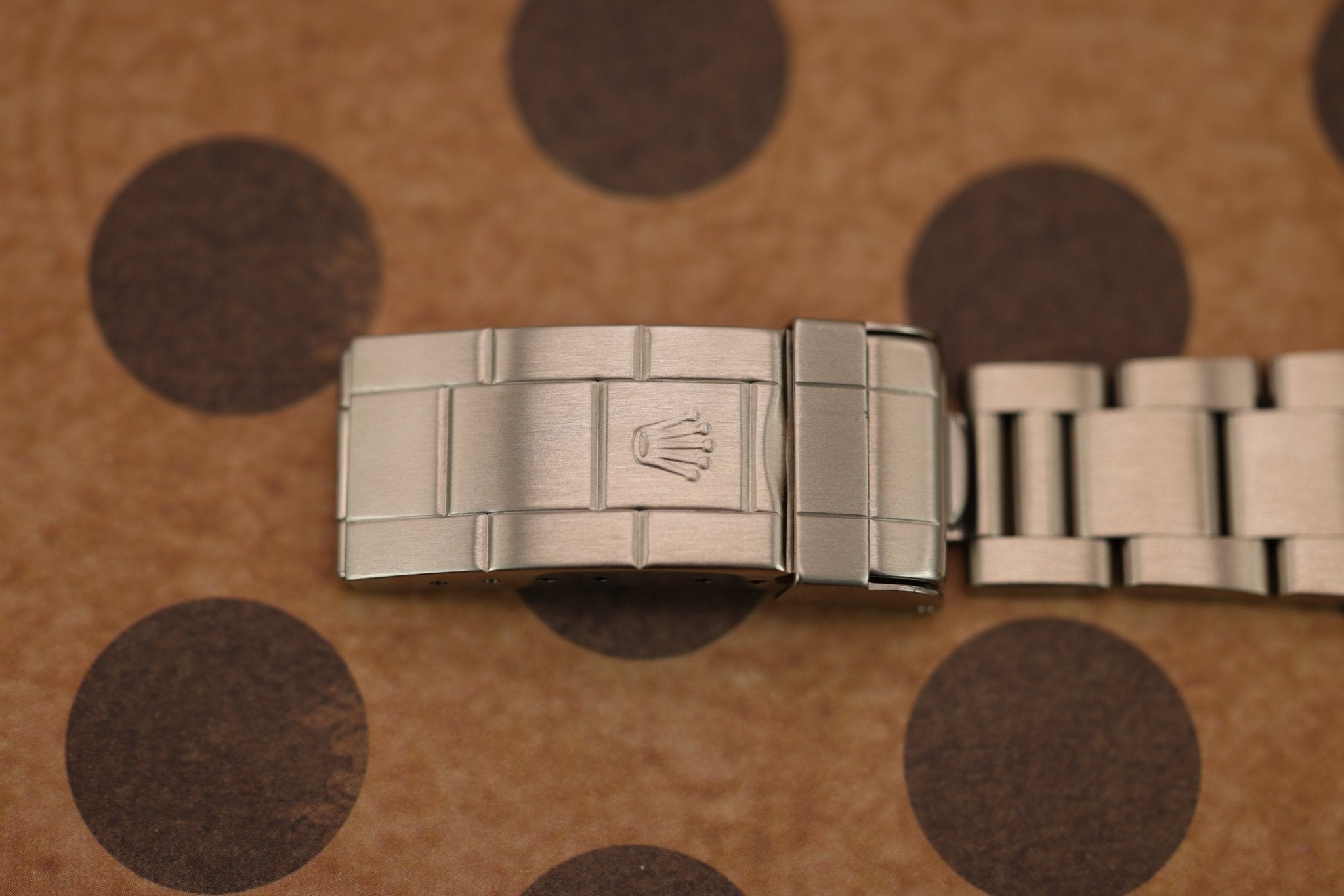 1998 Rolex Submariner Ref. 14060 | Creamy Patina - Sierra Time Co