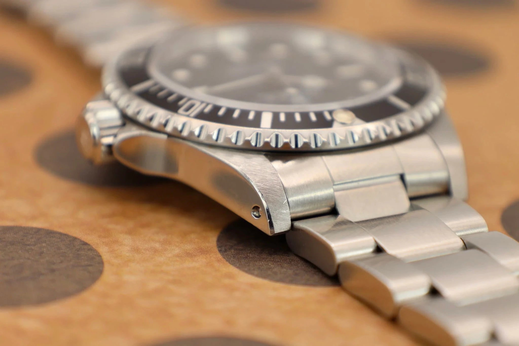 1998 Rolex Submariner Ref. 14060 | Creamy Patina | Box and Papers - Sierra Time Co