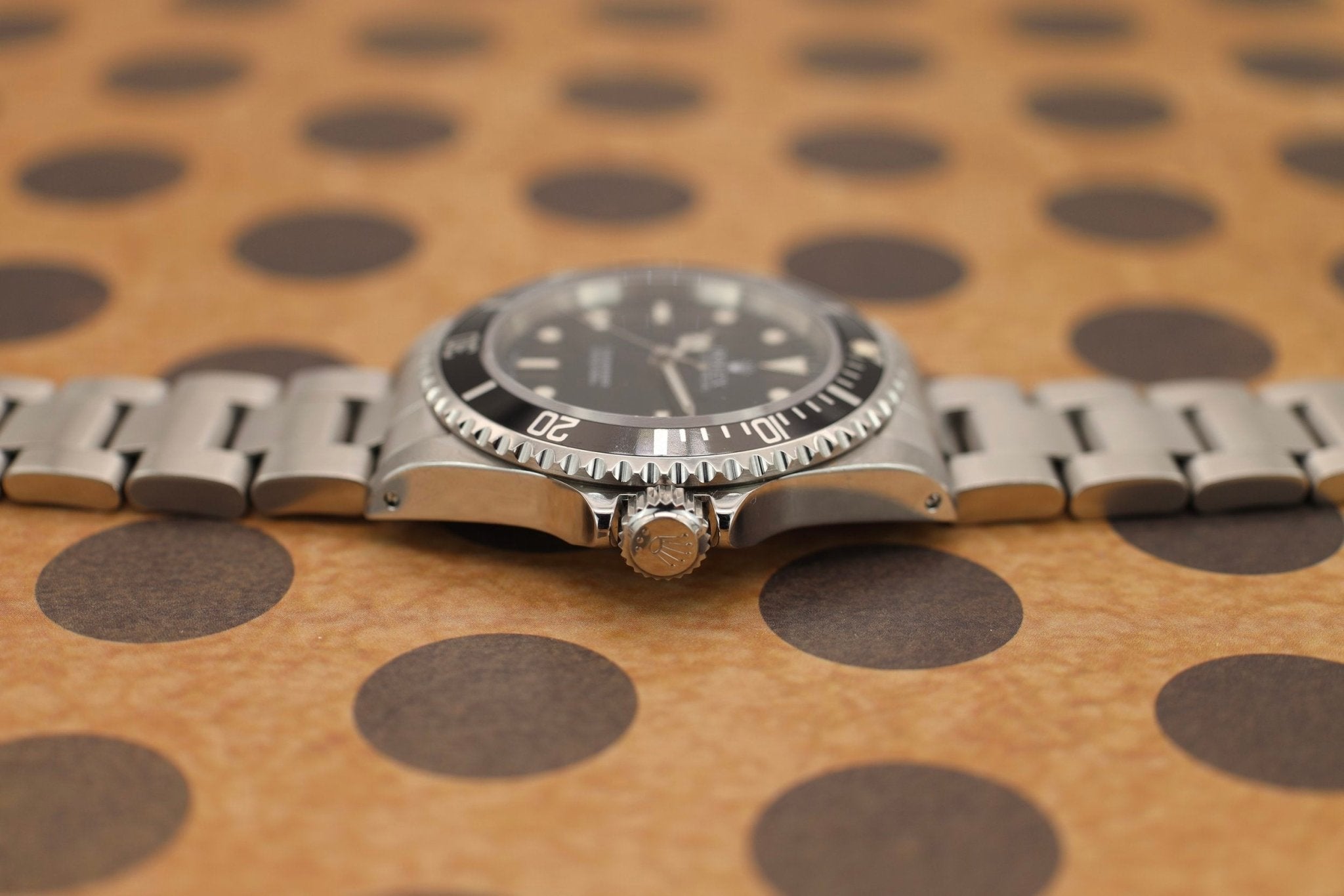 1998 Rolex Submariner Ref. 14060 | Creamy Patina | Box and Papers - Sierra Time Co
