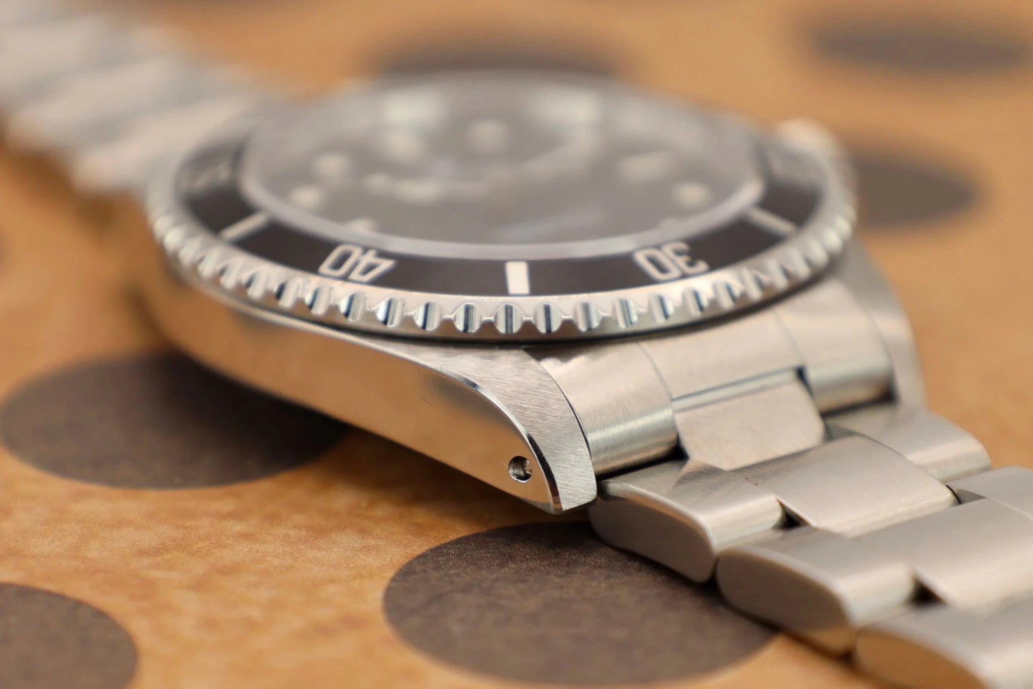 1998 Rolex Submariner Ref. 14060 | Creamy Patina | Box and Papers - Sierra Time Co