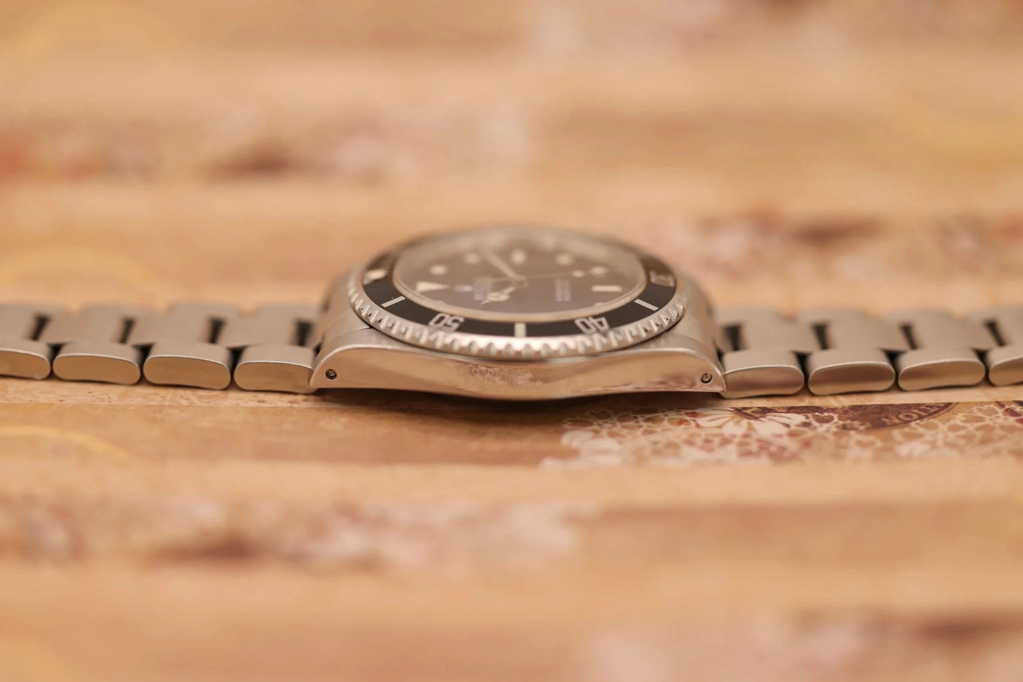 1998 Rolex Submariner Ref. 14060 | Creamy Patina | Full Set - Sierra Time Co