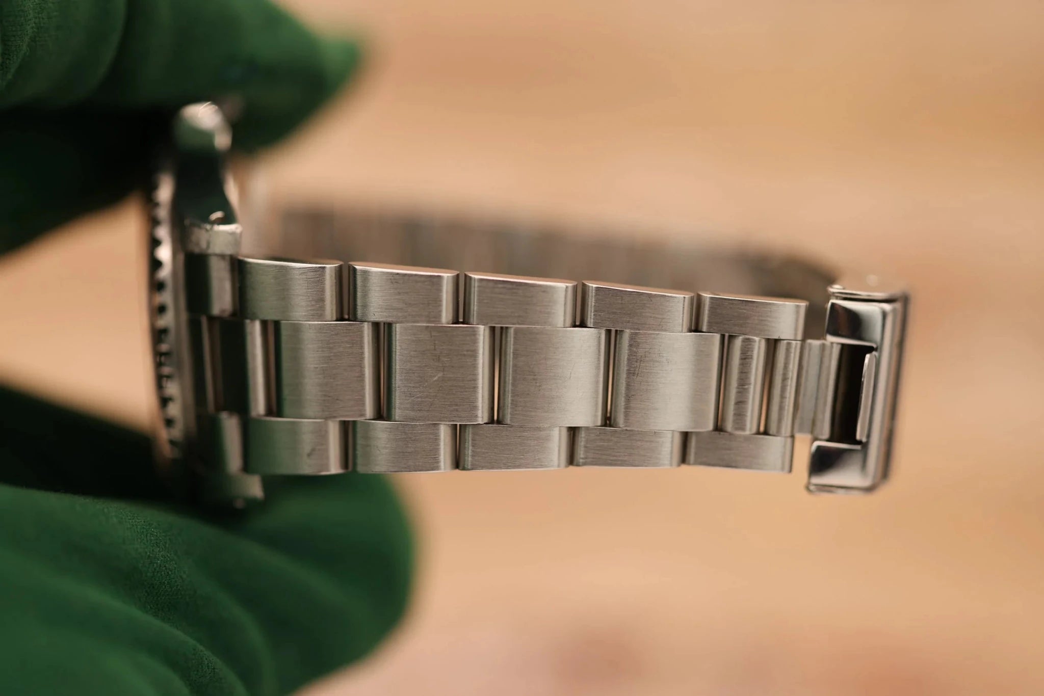 1998 Rolex Submariner Ref. 14060 | Creamy Patina | Full Set - Sierra Time Co
