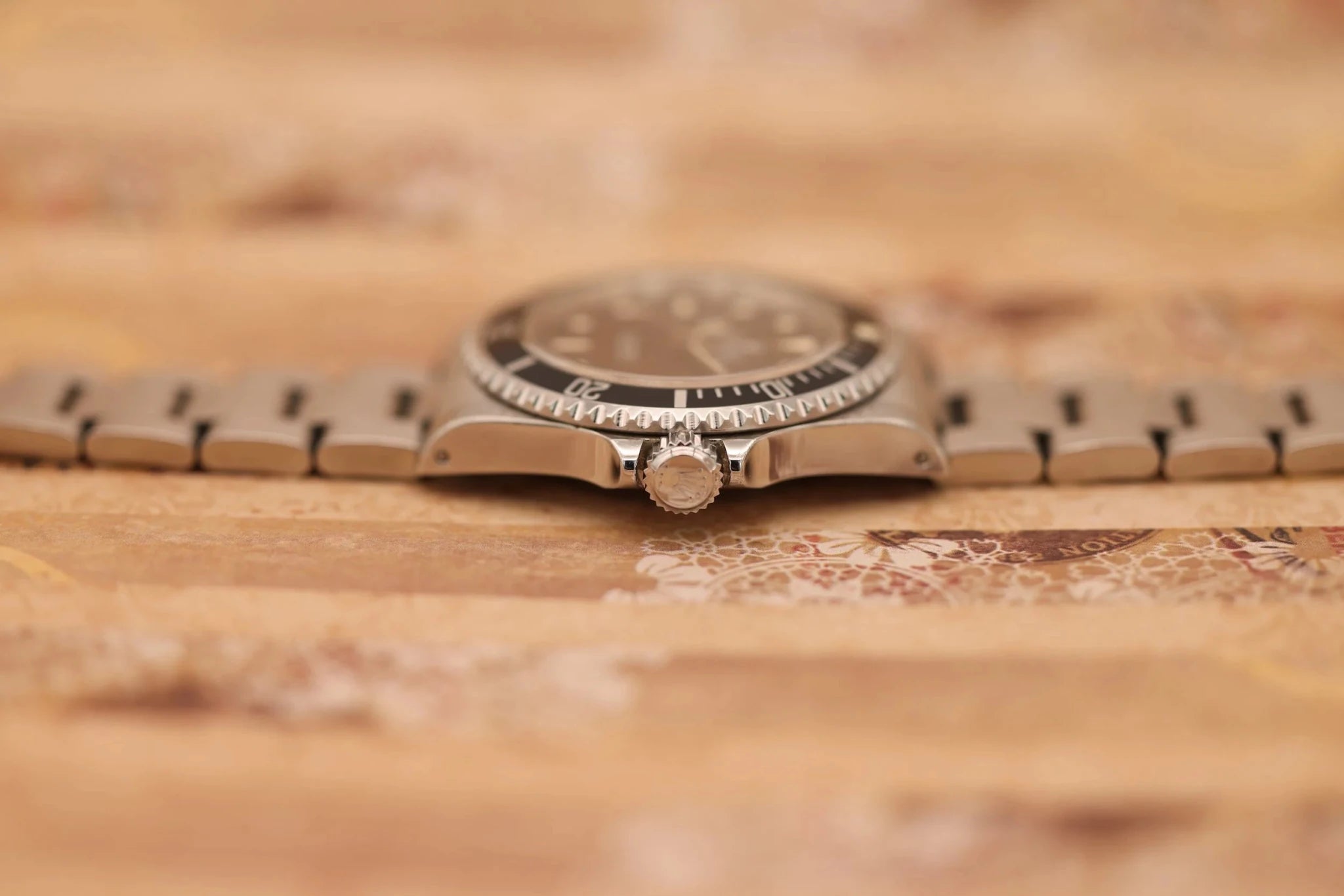 1998 Rolex Submariner Ref. 14060 | Creamy Patina | Full Set - Sierra Time Co