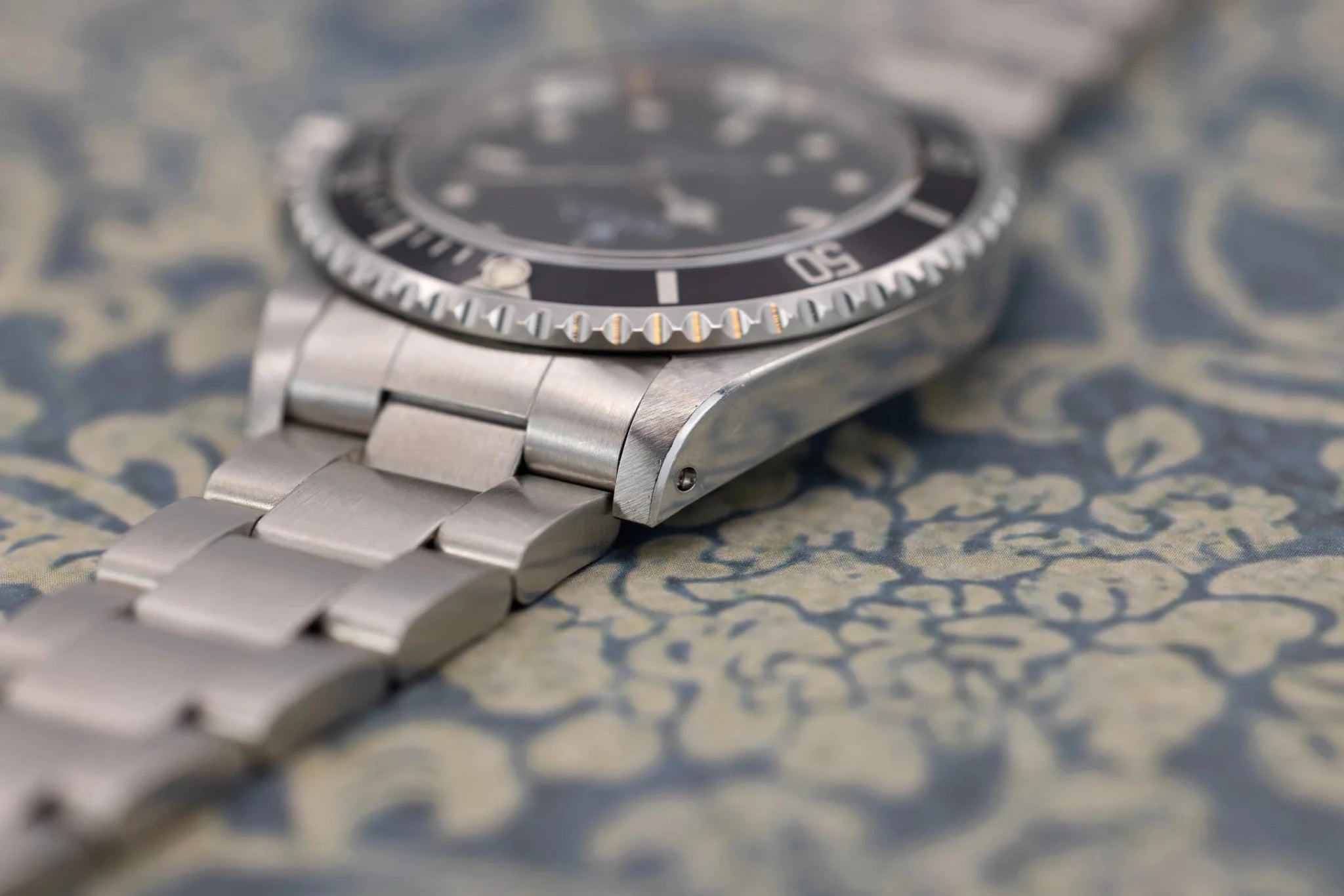 1998 Rolex Submariner Ref. 14060 | Tritium Dial - Sierra Time Co