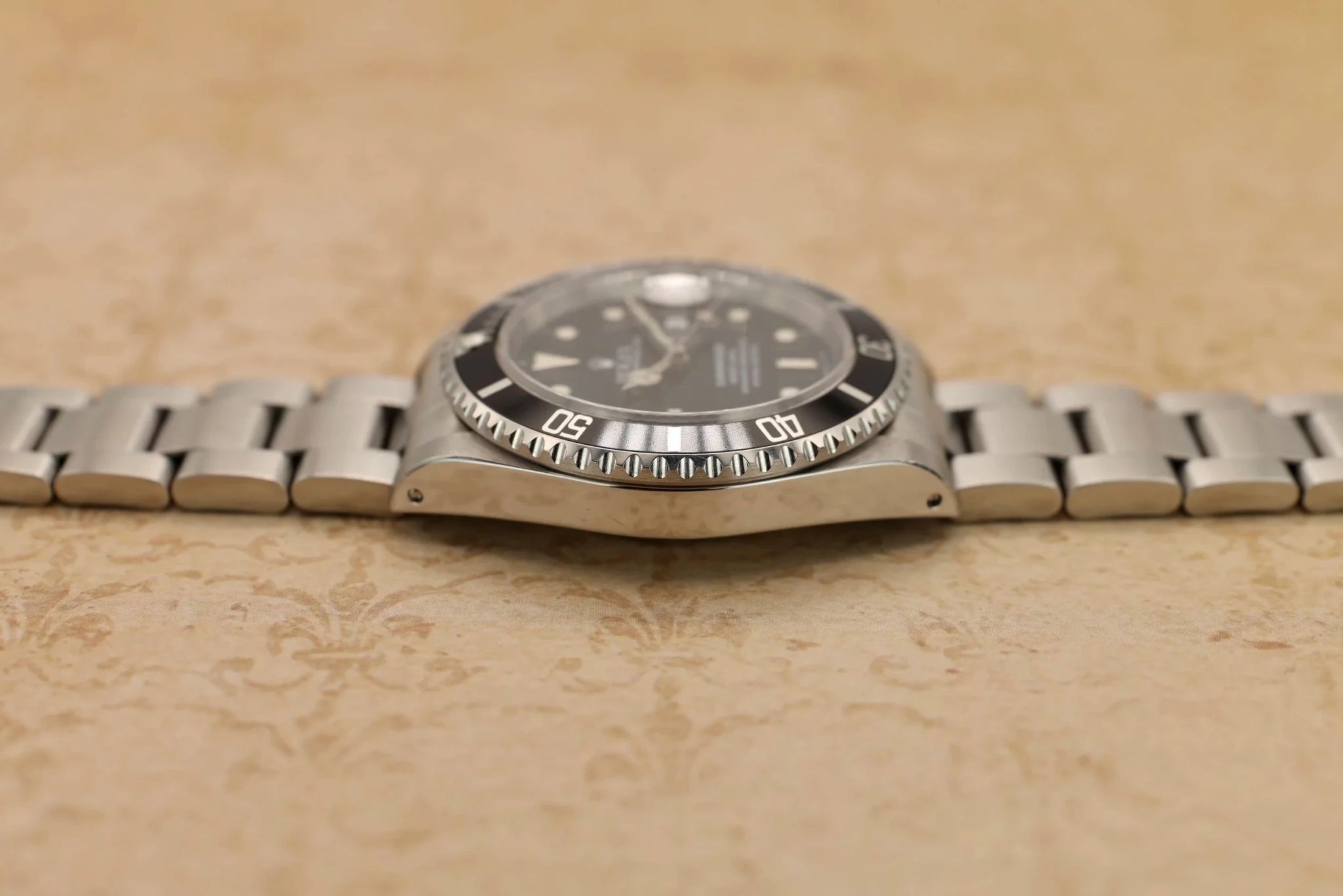 1998 Rolex Submariner Ref. 16610 | Creamy Tritium | Box and Papers - Sierra Time Co