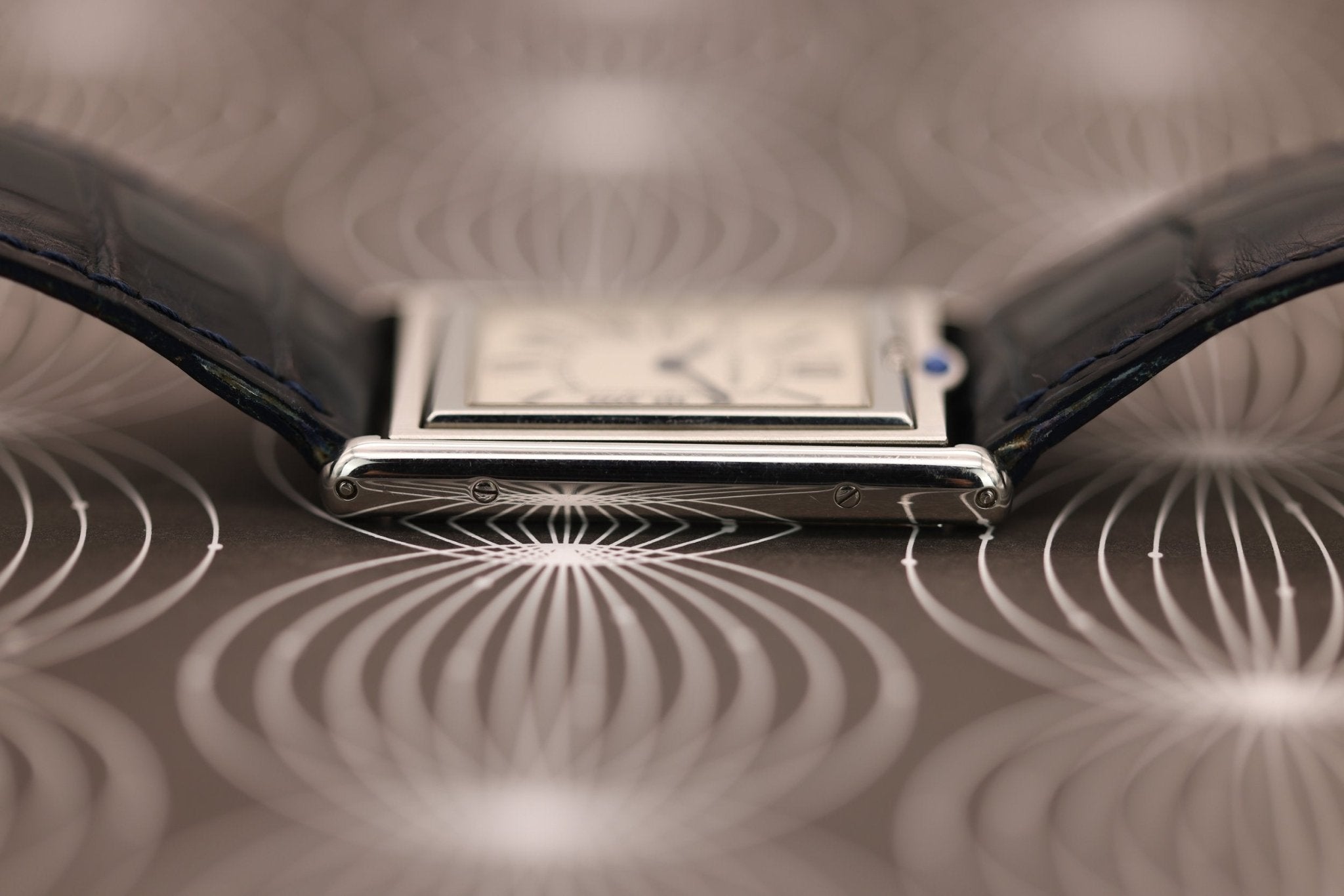 1999 Cartier Tank Basculante Mécanique Ref. 2390 | Box & Papers - Sierra Time Co