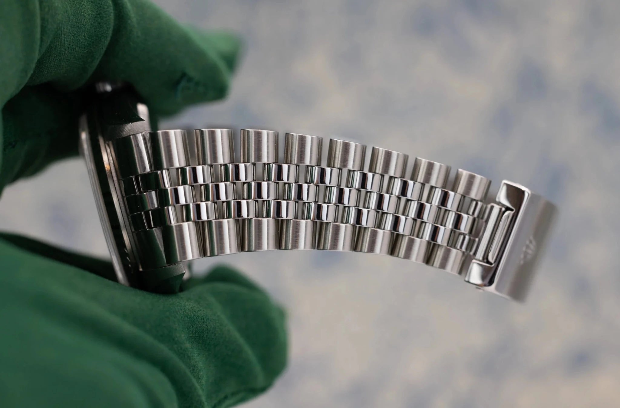 1999 Rolex Datejust Ref. 16234 | Mother of Pearl Dial - Sierra Time Co