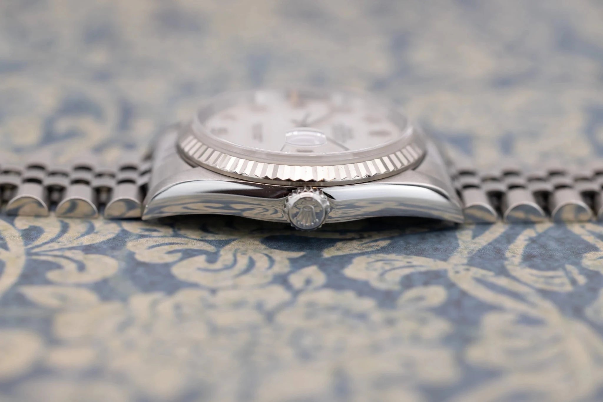 1999 Rolex Datejust Ref. 16234 | Mother of Pearl Dial - Sierra Time Co