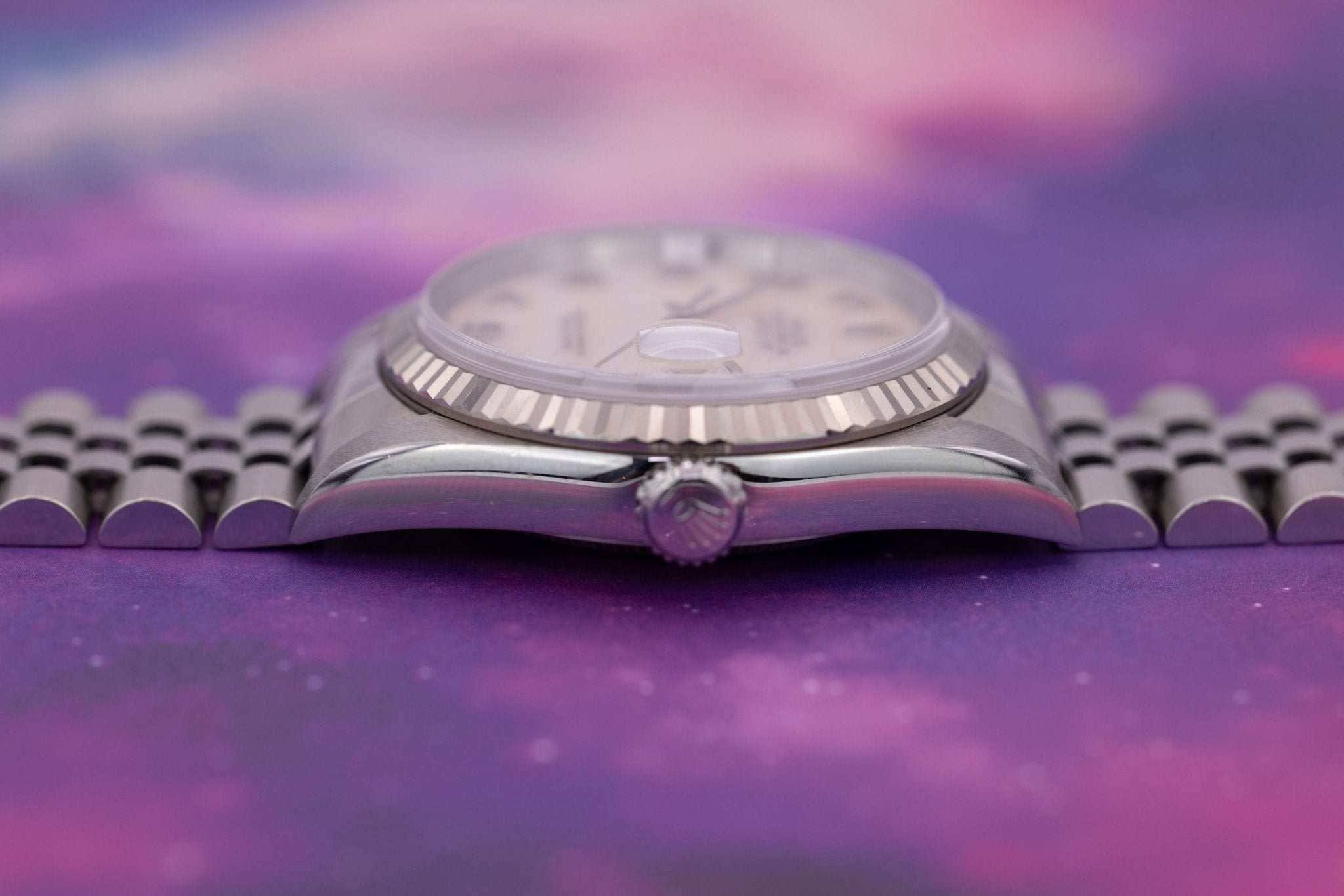 1999 Rolex Datejust Ref. 16234 | Salmon Mother of Pearl Dial | Excellent Condition - Sierra Time Co