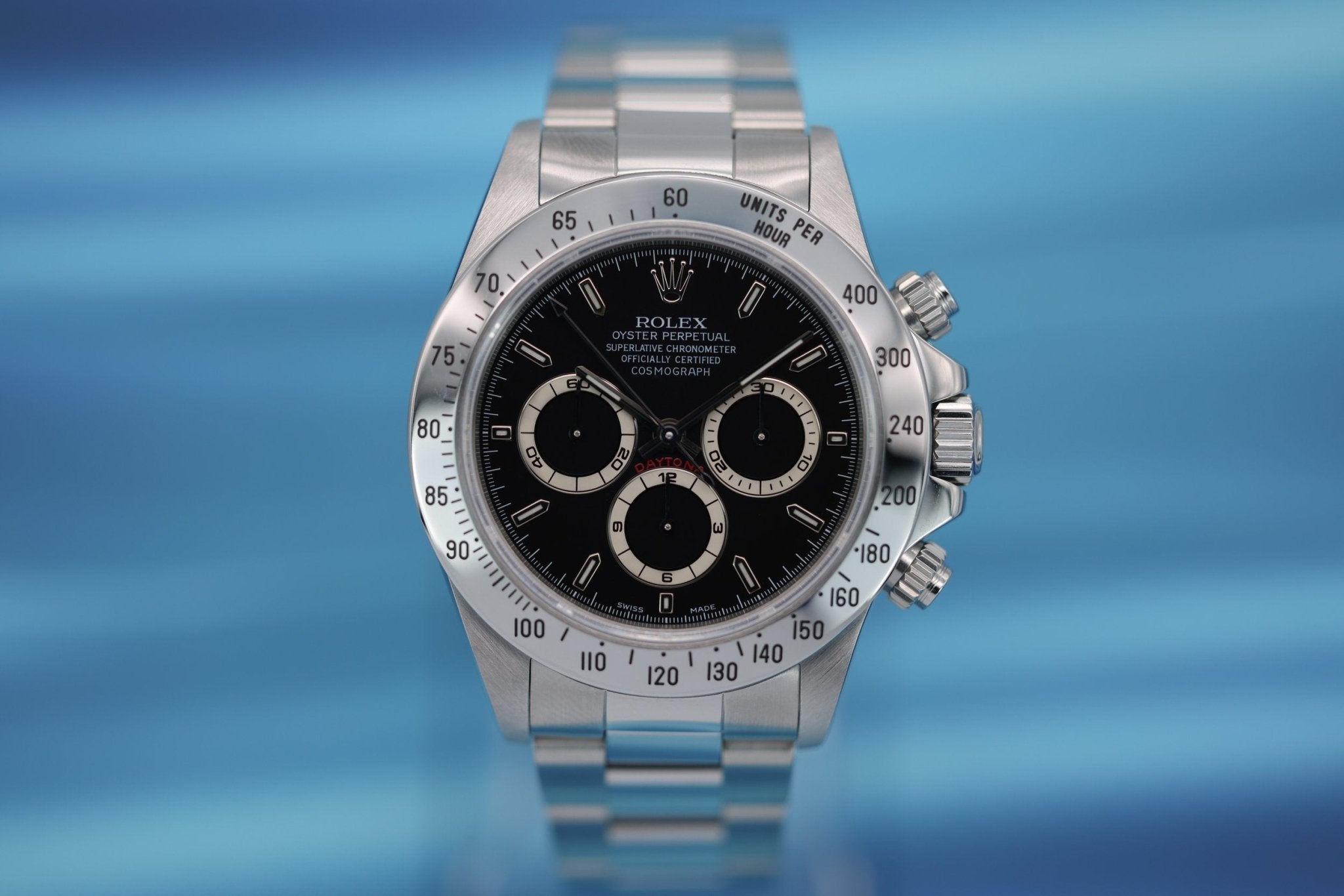 1999 Rolex Daytona Ref. 16520 | Box and Papers | Mint Condition - Sierra Time Co