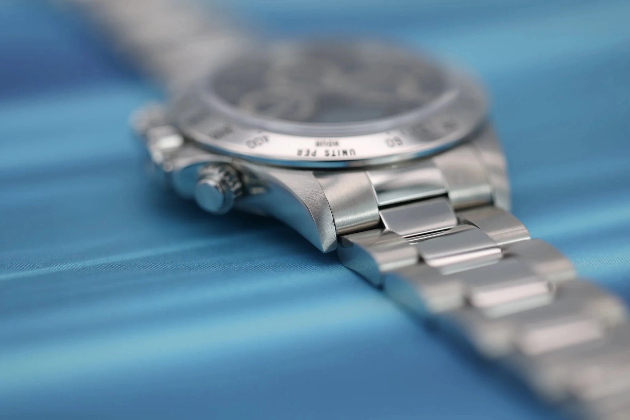 1999 Rolex Daytona Ref. 16520 | Box and Papers | Mint Condition - Sierra Time Co