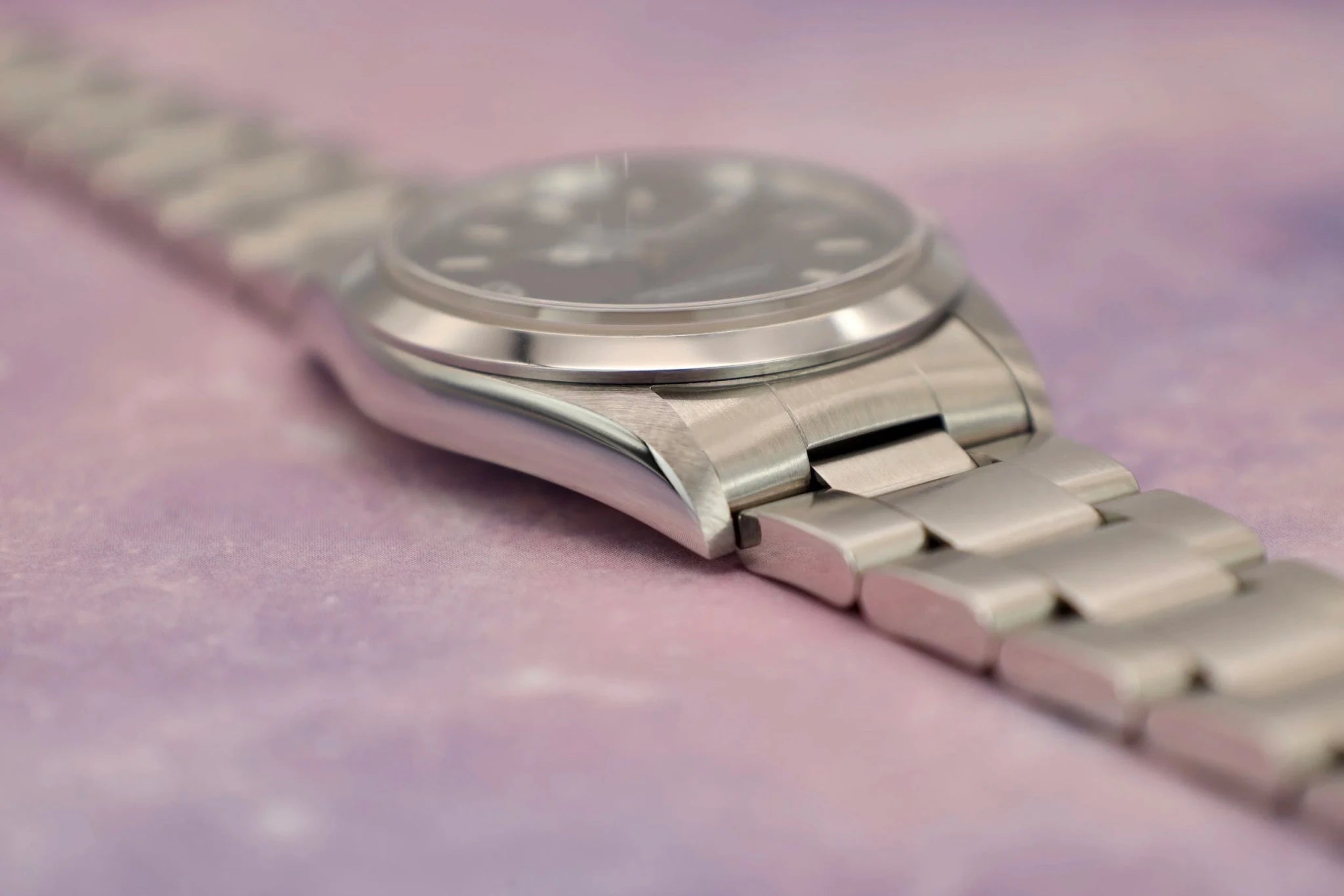 1999 Rolex Explorer I Ref. 14270 | Swiss Only | Box and Papers - Sierra Time Co