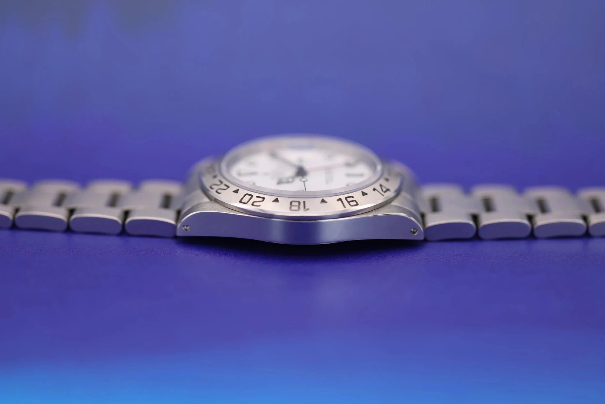 1999 Rolex Explorer II Ref. 16570 Polar | Swiss Only Dial - Sierra Time Co