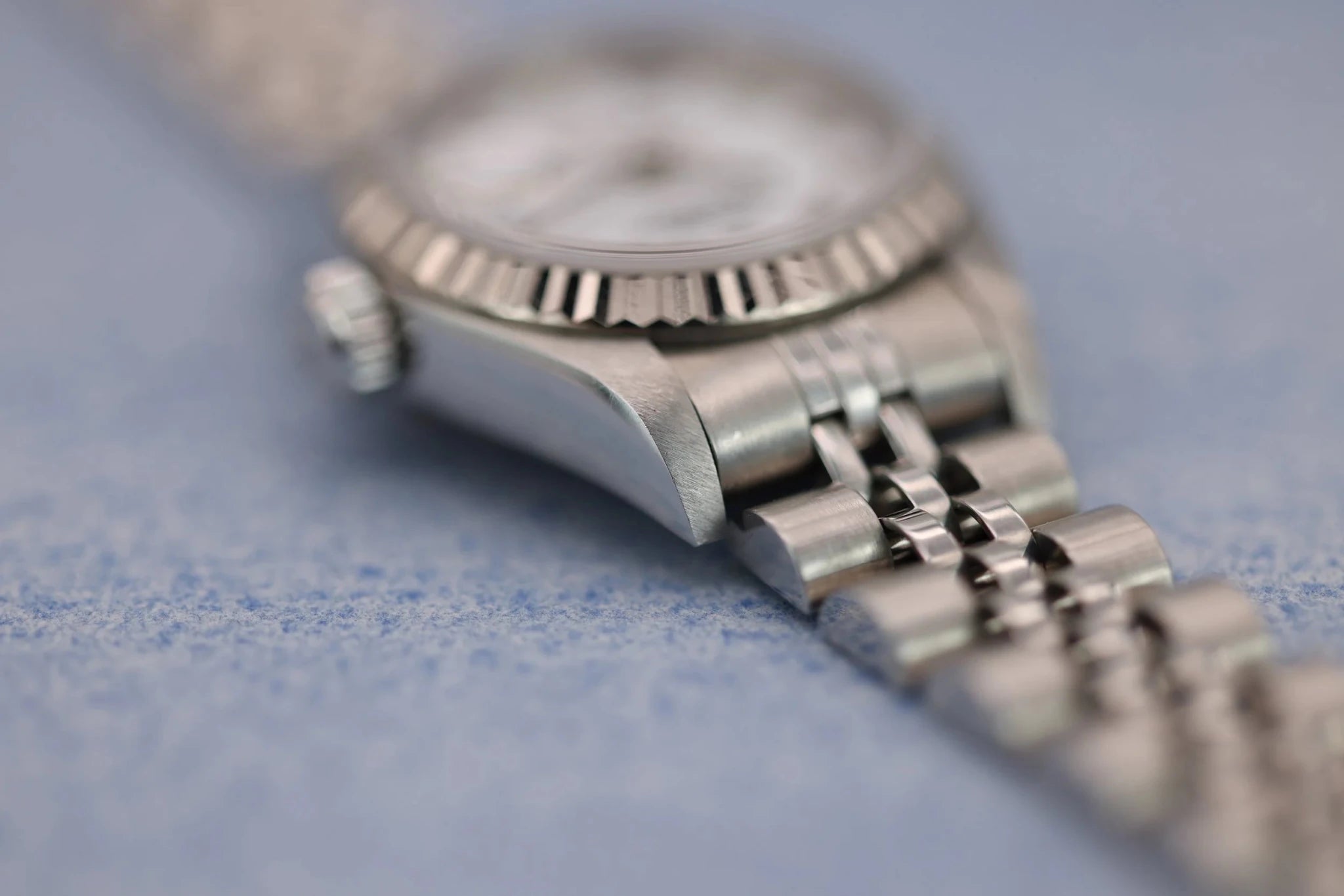 1999 Rolex Ladies Datejust Ref. 79174 | White Roman Dial | Box and Papers - Sierra Time Co