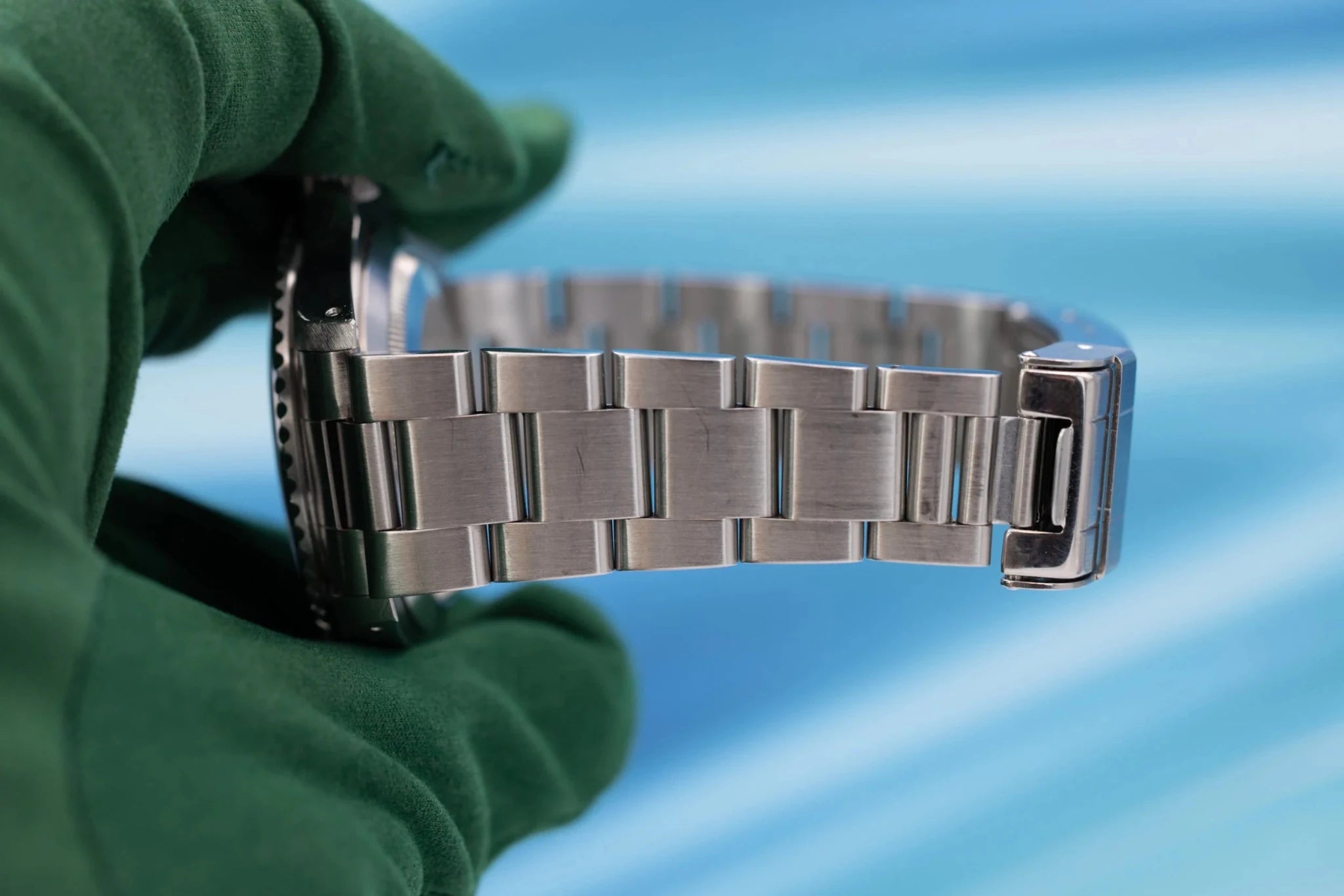 1999 Rolex Submariner Ref. 14060 | Swiss Only Dial | Box and Papers - Sierra Time Co