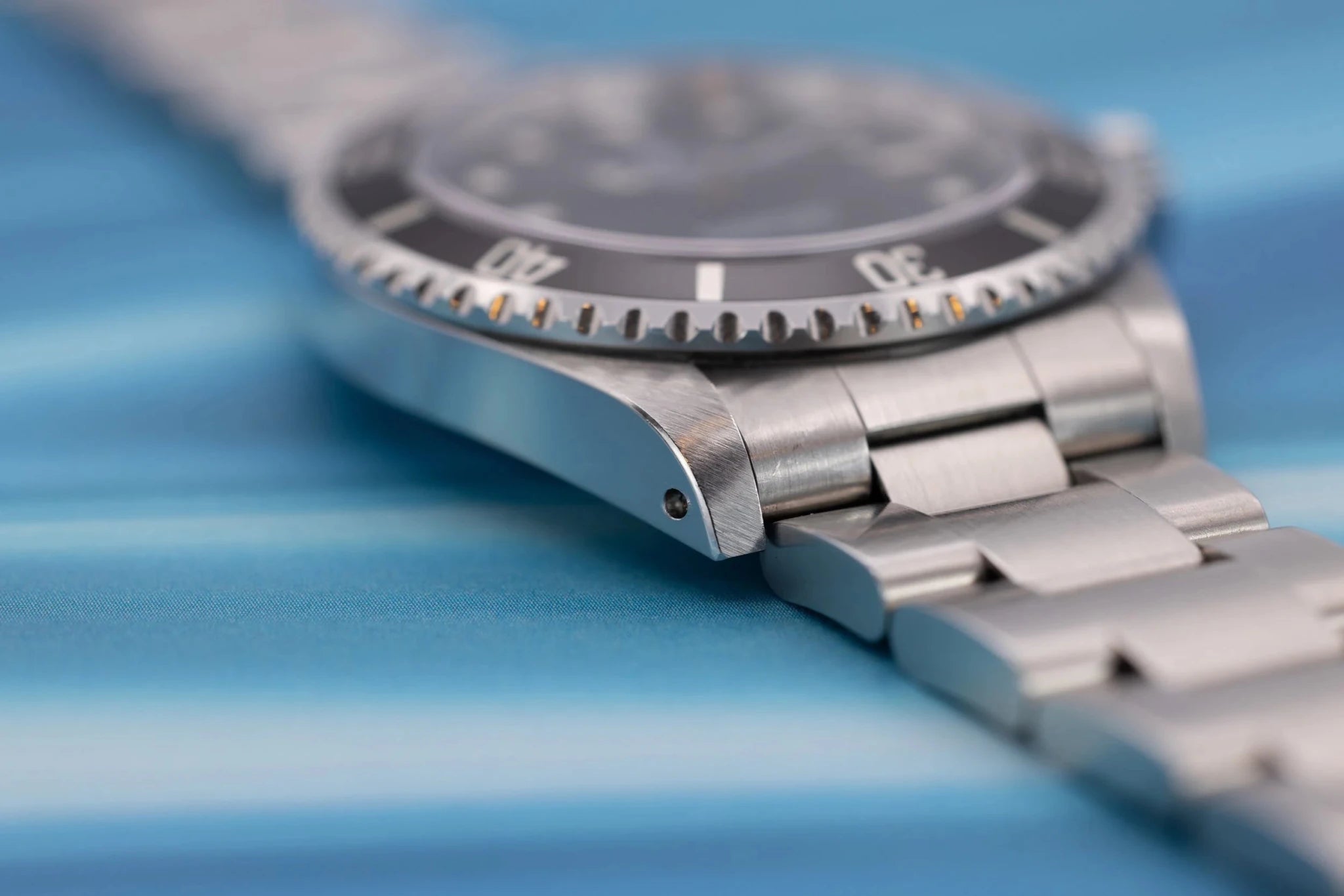 1999 Rolex Submariner Ref. 14060 | Swiss Only Dial | Box and Papers - Sierra Time Co