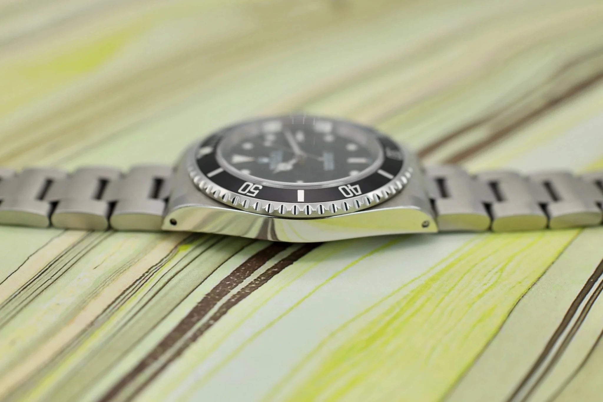 1999 Rolex Submariner Ref. 14060 | Unpolished | Box and Papers - Sierra Time Co