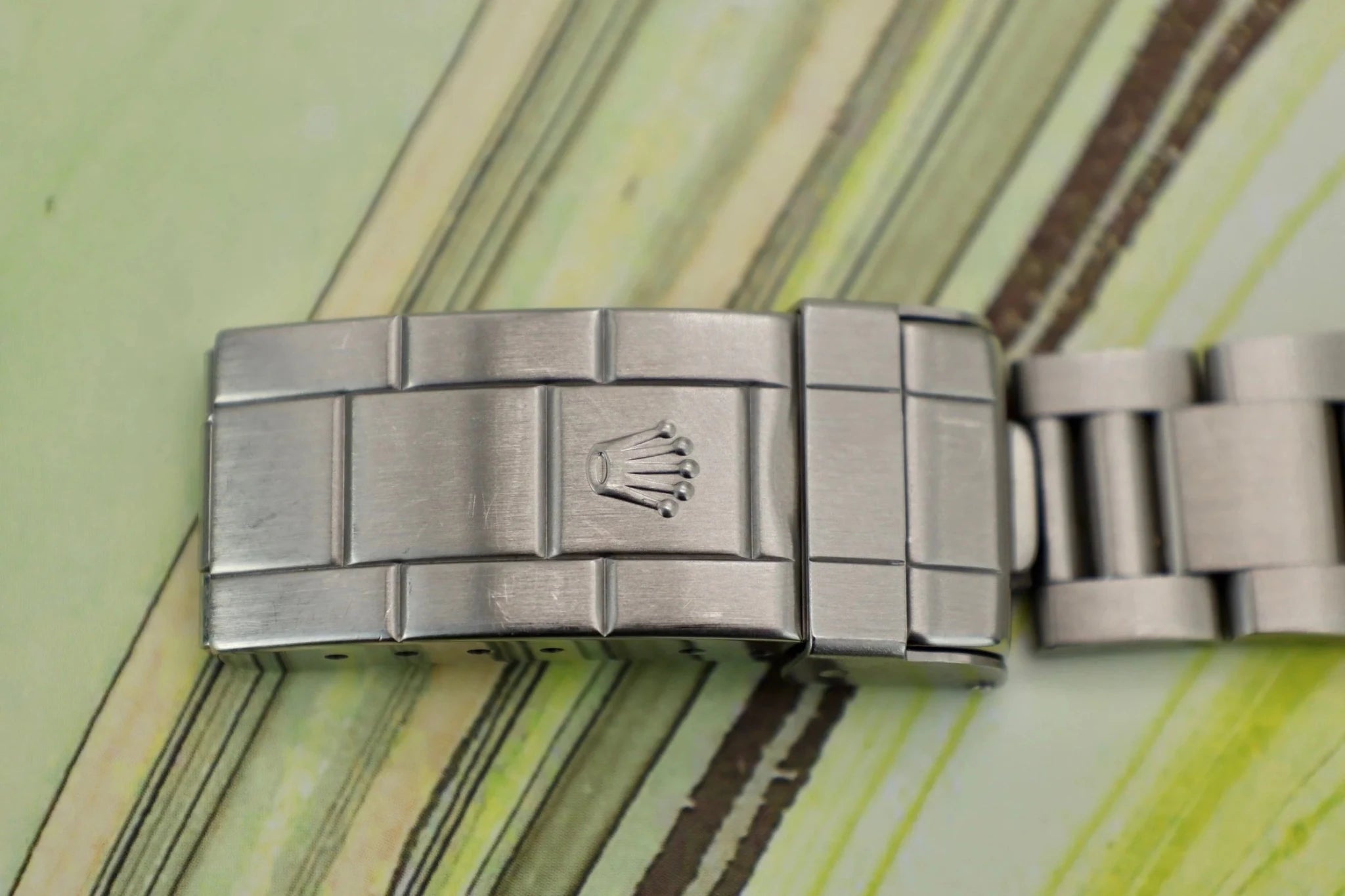 1999 Rolex Submariner Ref. 14060 | Unpolished | Box and Papers - Sierra Time Co