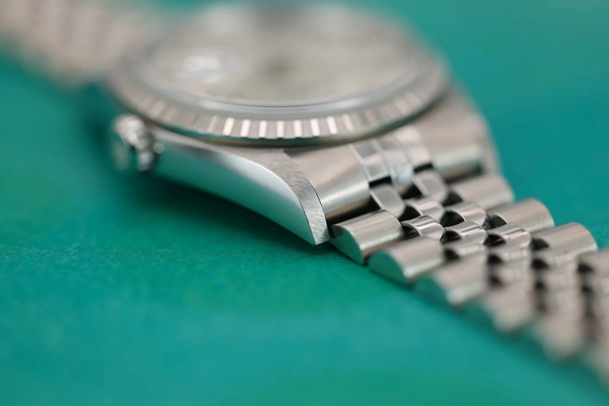 2000 Rolex Datejust Ref. 16220 | Silver Dial | Mint Condition - Sierra Time Co
