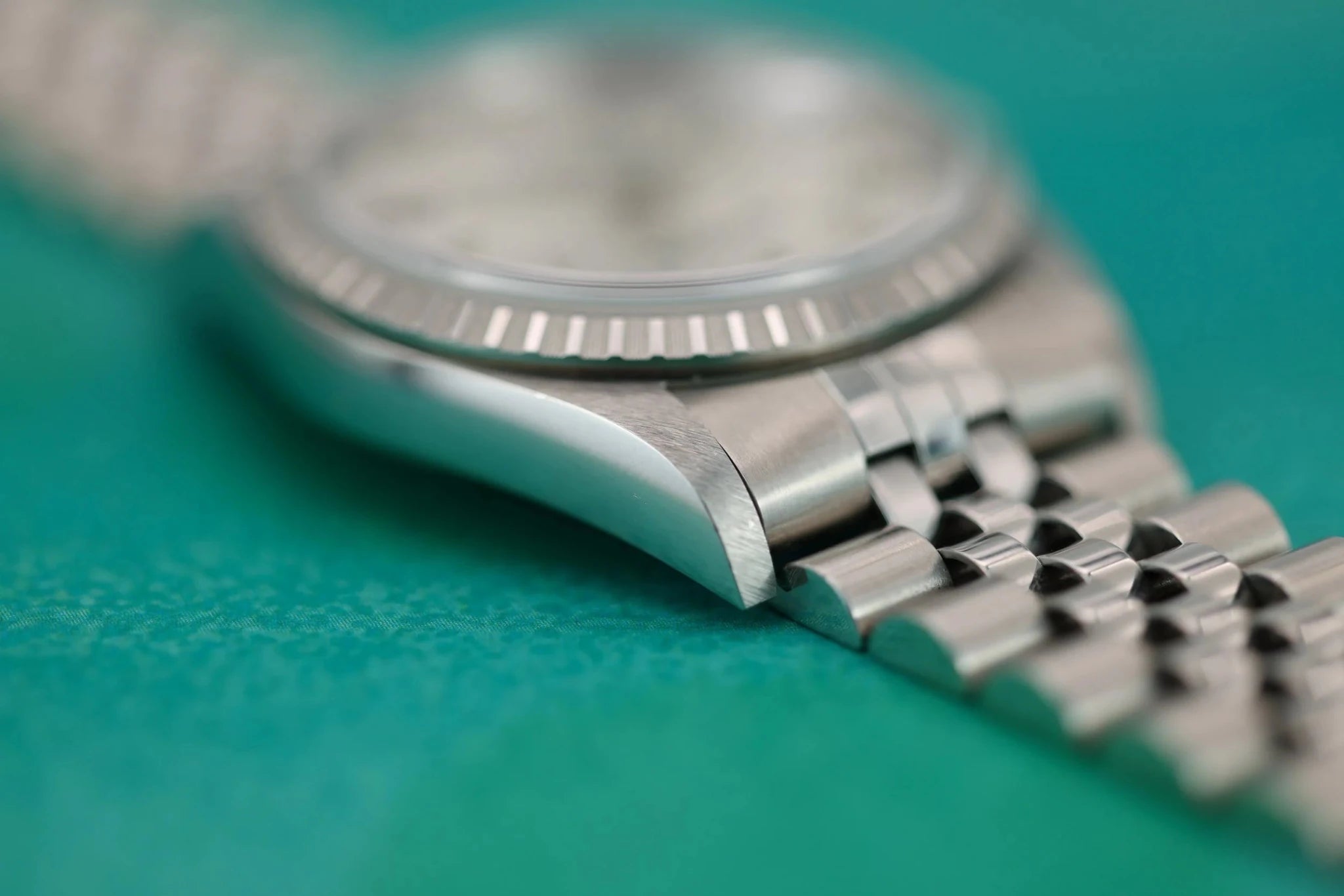 2000 Rolex Datejust Ref. 16220 | Silver Dial | Mint Condition - Sierra Time Co