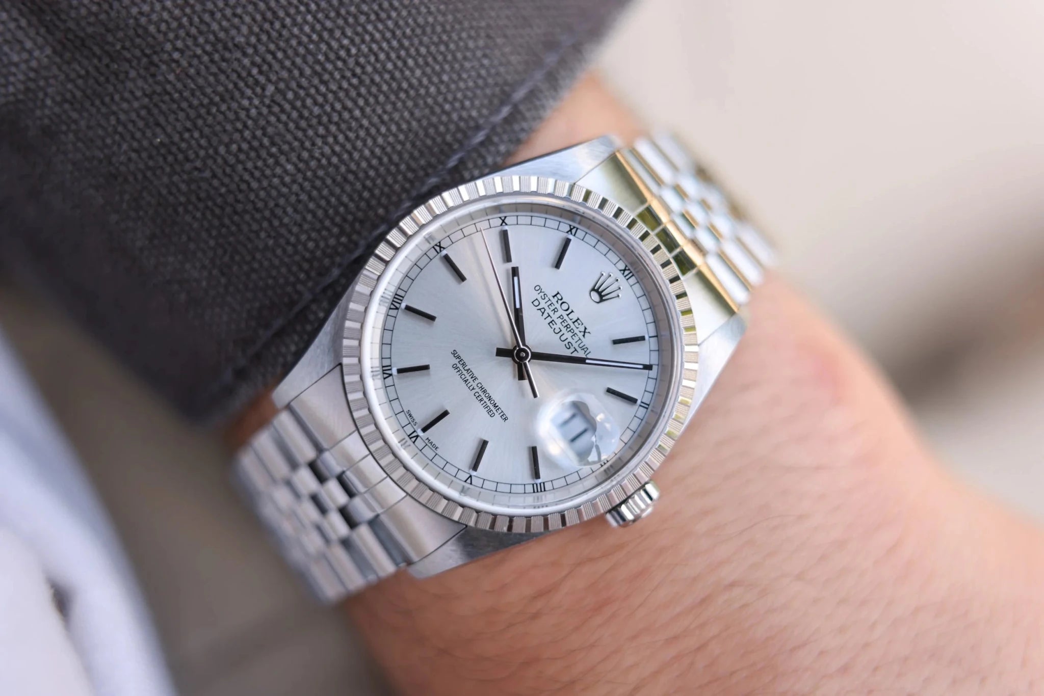 2000 Rolex Datejust Ref. 16220 | Silver Dial | Mint Condition - Sierra Time Co