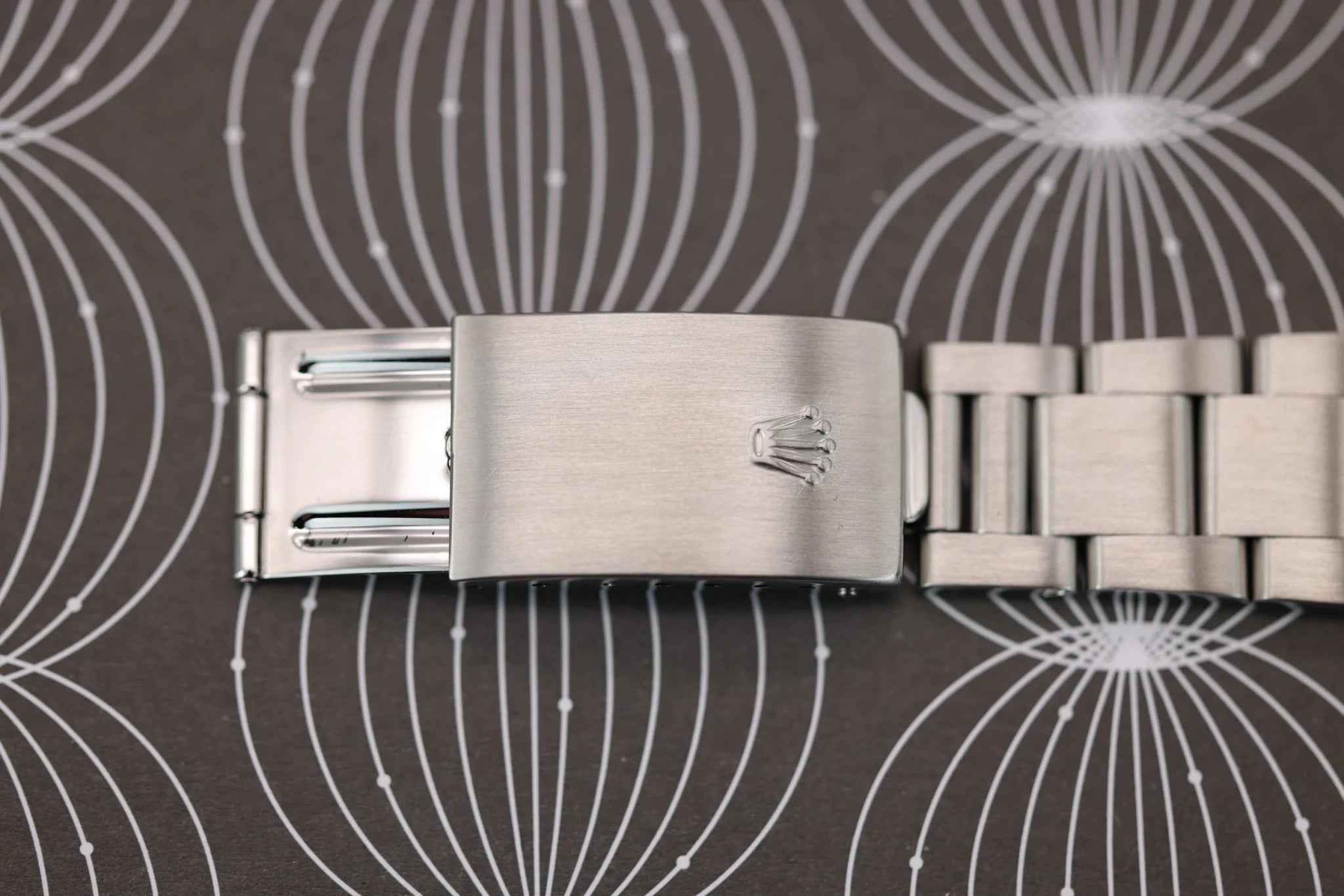 2000 Rolex Datejust Ref. 16220 | White Dial - Sierra Time Co