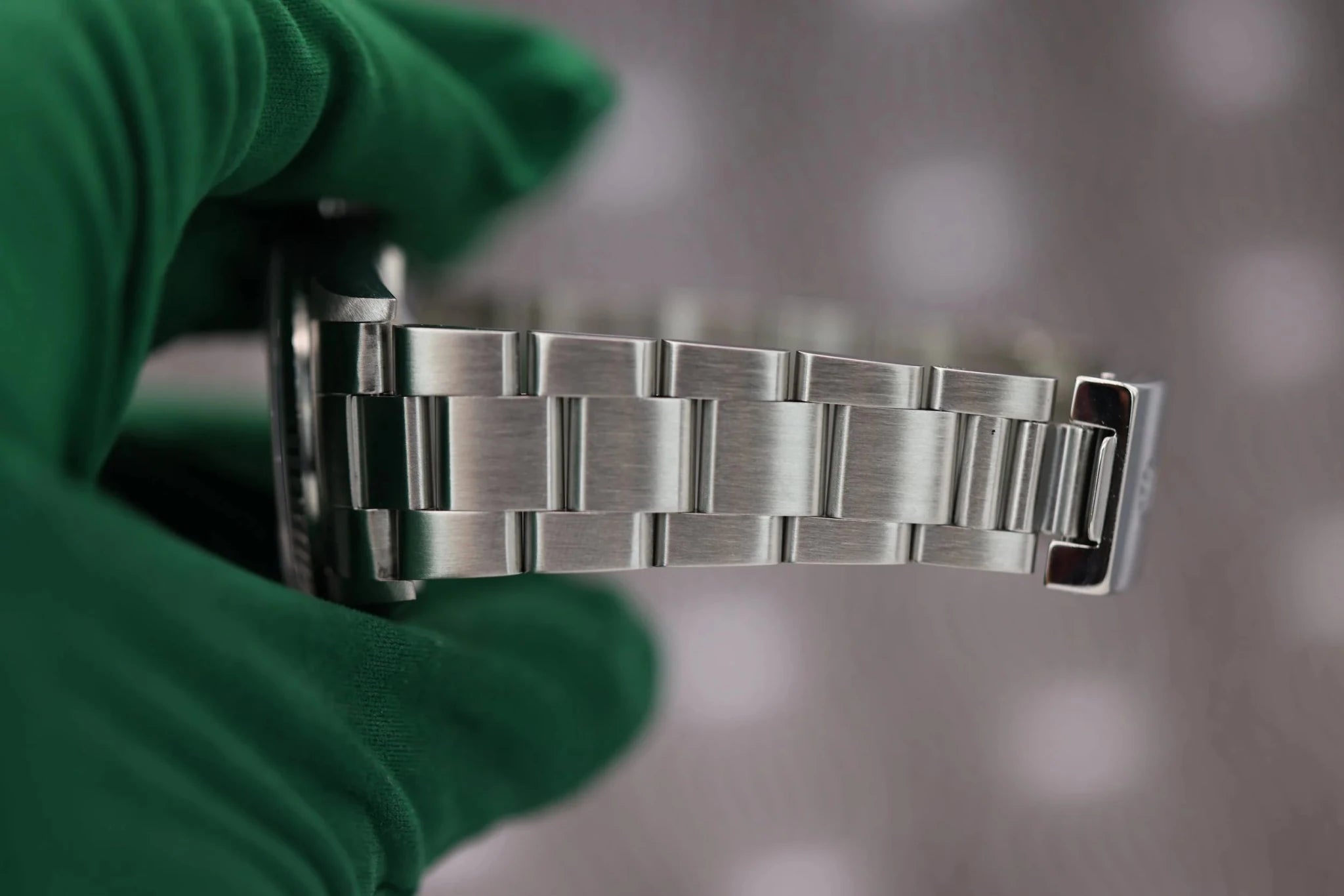 2000 Rolex Datejust Ref. 16220 | White Dial - Sierra Time Co