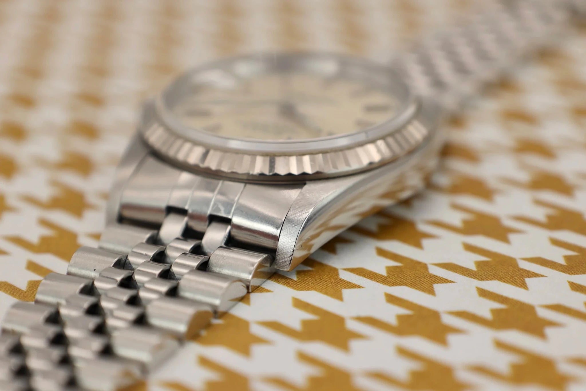 2000 Rolex Datejust Ref. 16234 | Silver Dial | Box and Papers - Sierra Time Co