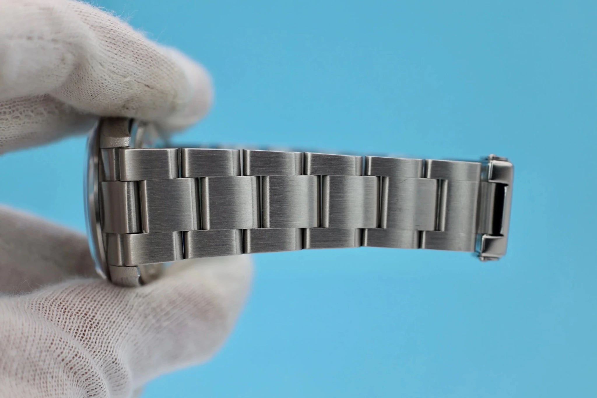 2000 Rolex Explorer I Ref. 114270 | Unpolished | Box and Booklets - Sierra Time Co
