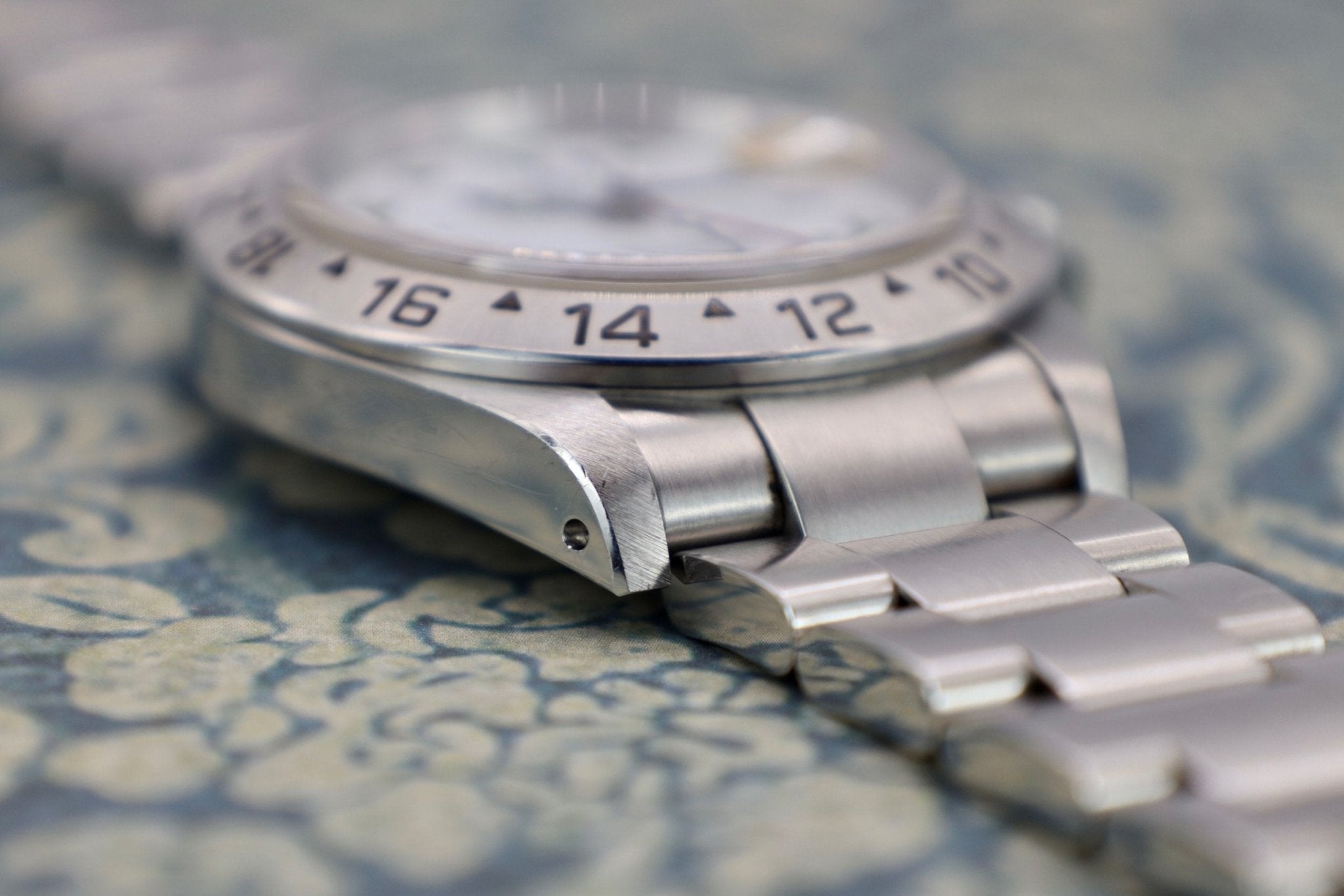 2000 Rolex Explorer II Ref. 16570 Polar | Unpolished - Sierra Time Co