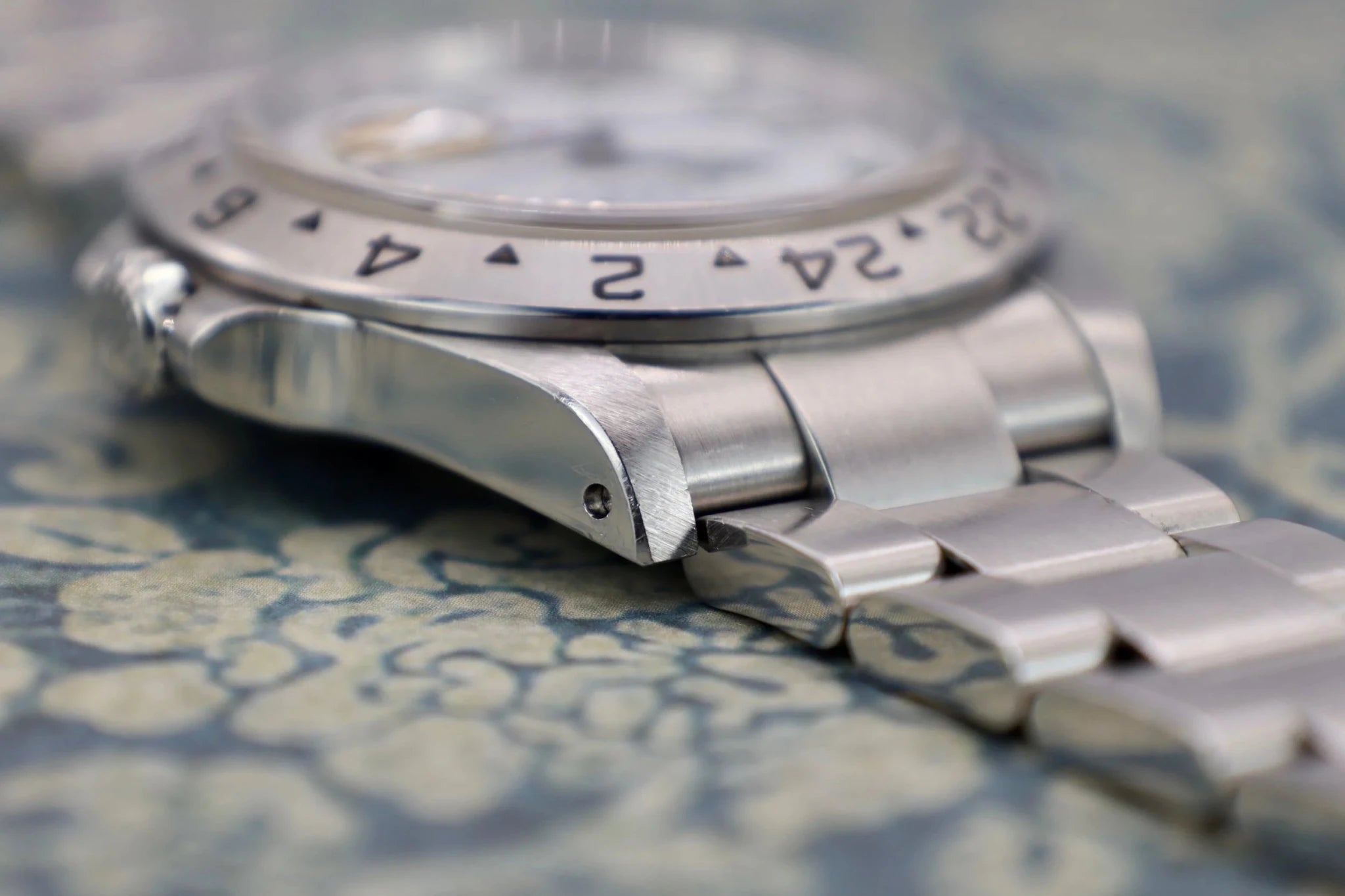 2000 Rolex Explorer II Ref. 16570 Polar | Unpolished - Sierra Time Co