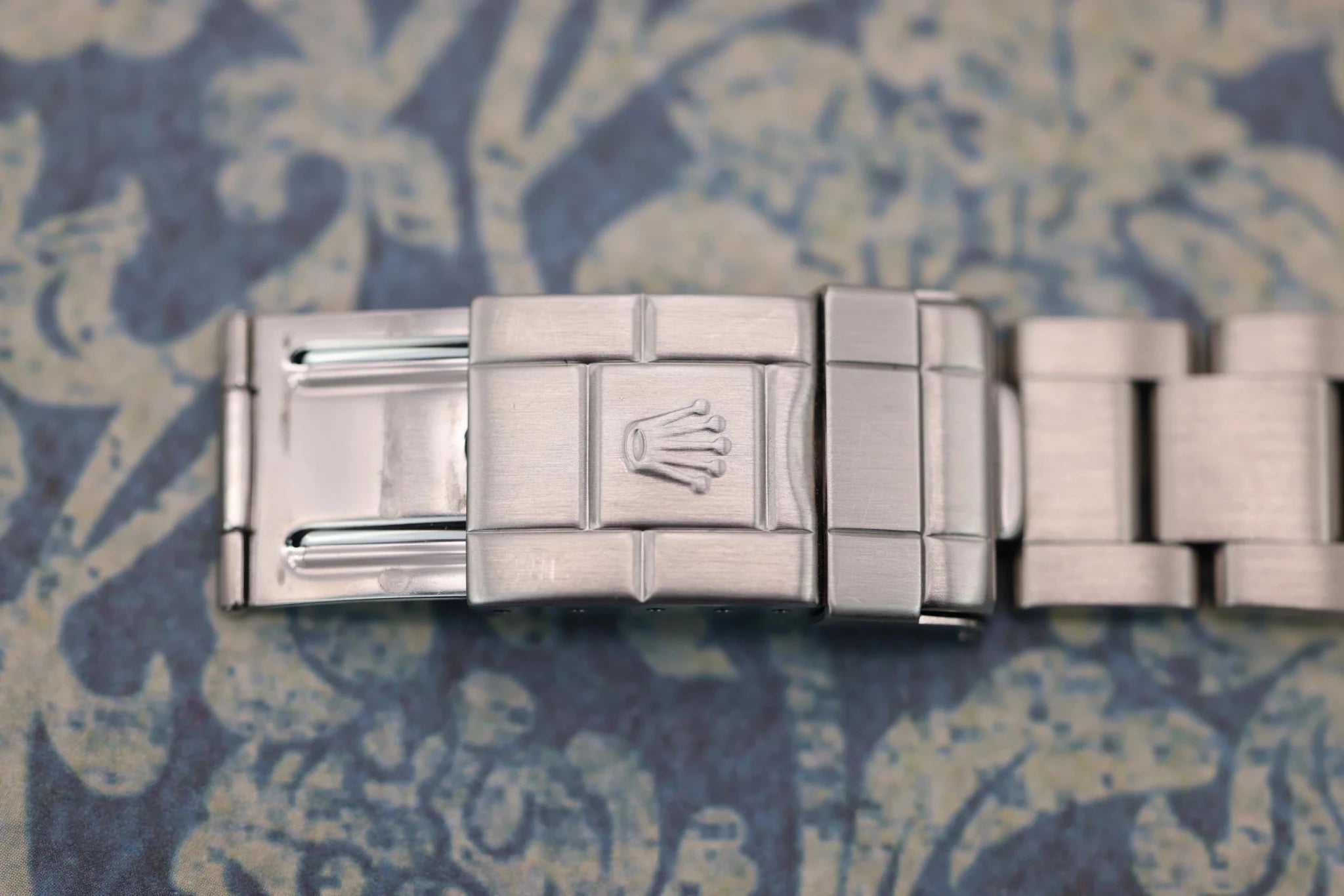 2000 Rolex GMT Master II Ref. 16710 | Coke | Papers | Serviced - Sierra Time Co