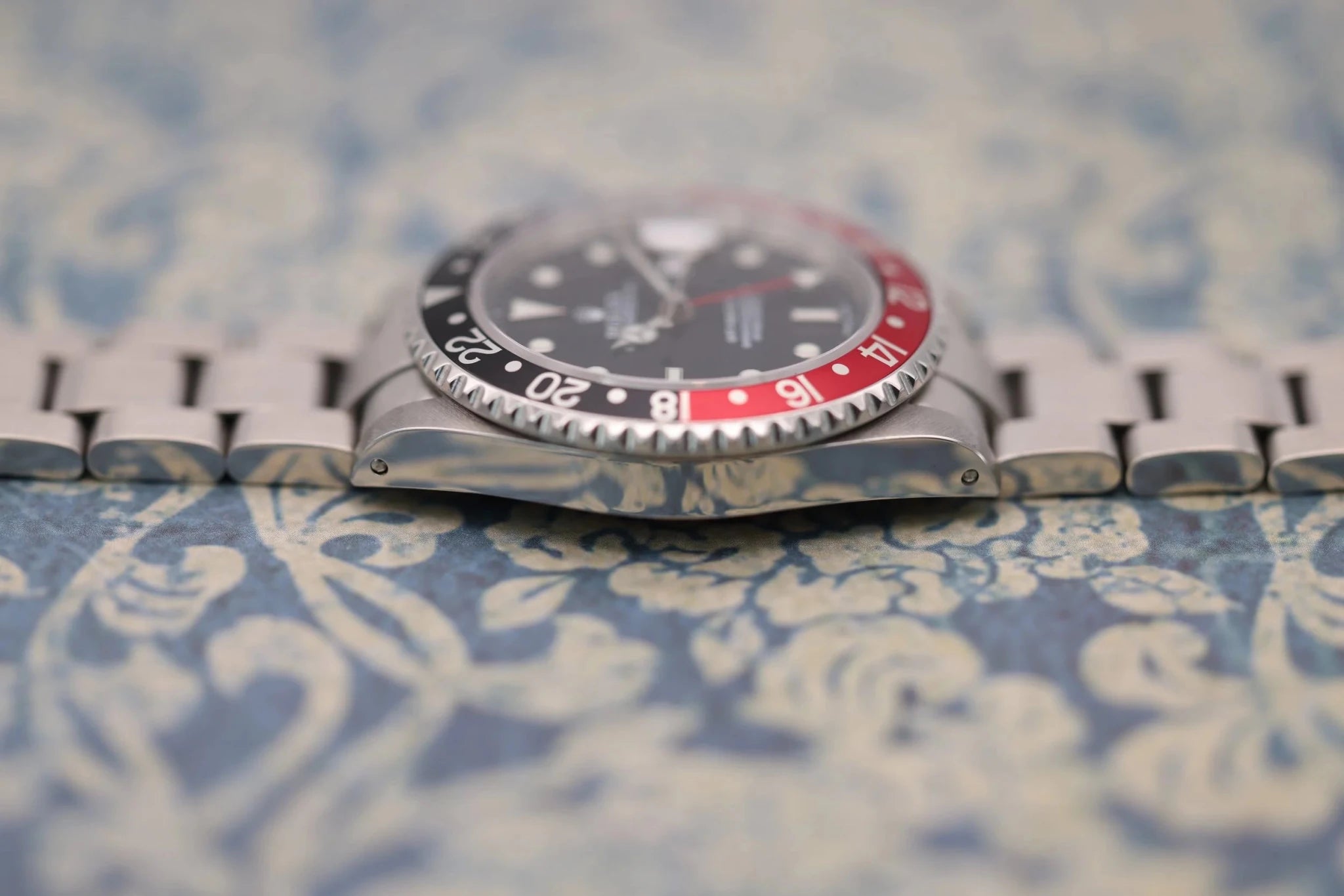 2000 Rolex GMT Master II Ref. 16710 | Coke | Papers | Serviced - Sierra Time Co