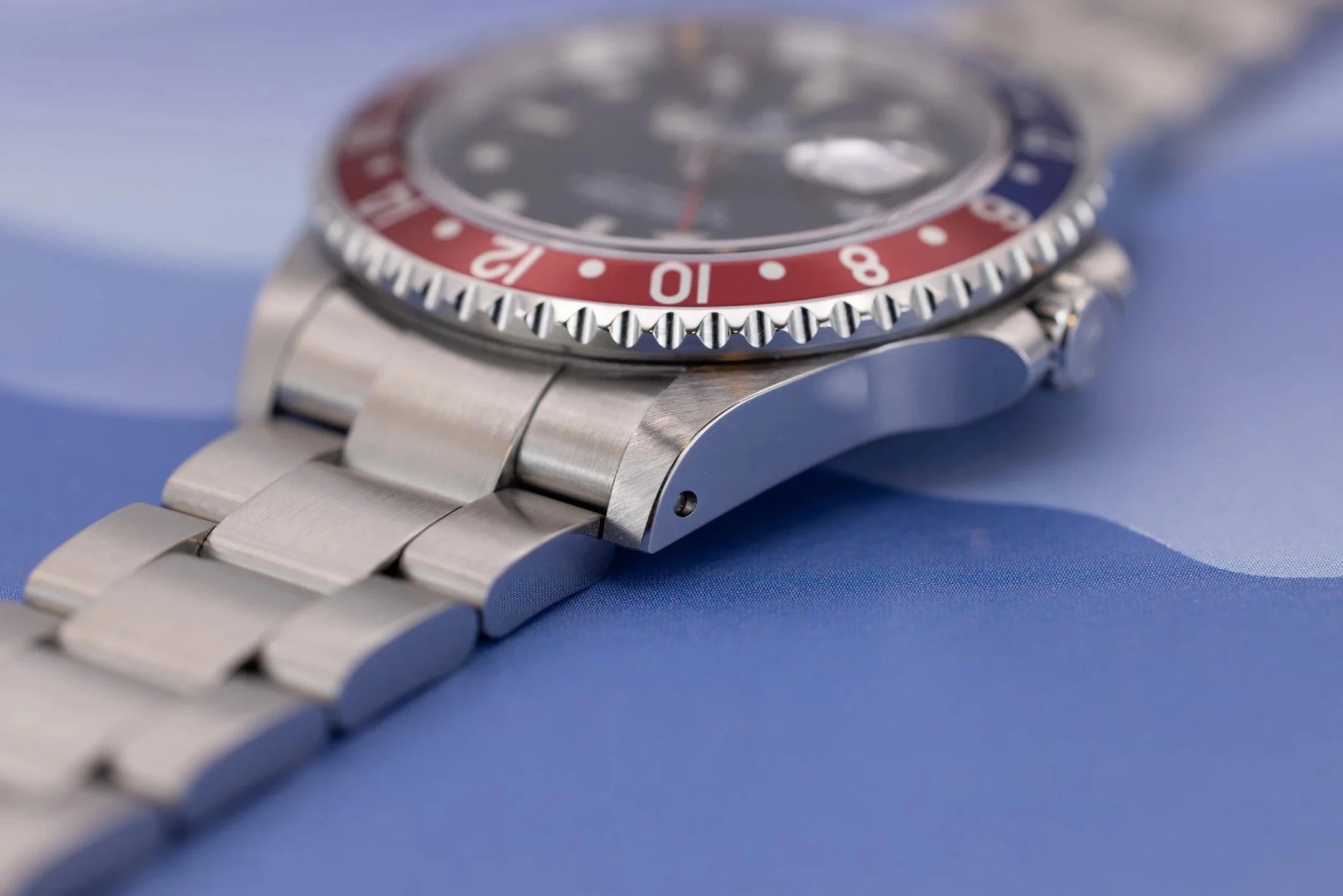 2000 Rolex GMT Master II Ref. 16710 Pepsi | Box and Papers - Sierra Time Co