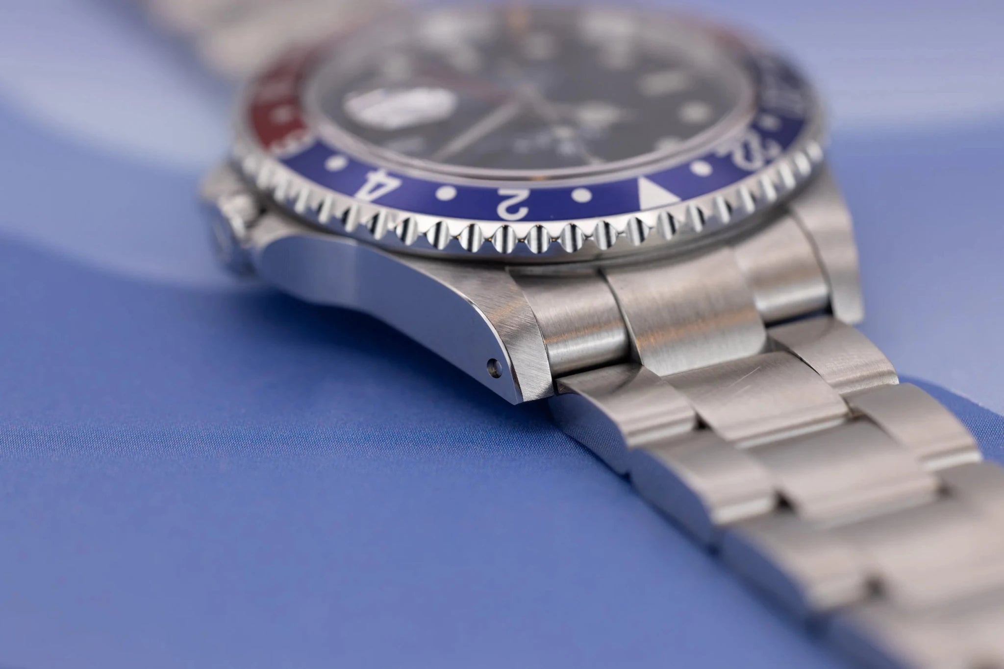 2000 Rolex GMT Master II Ref. 16710 Pepsi | Box and Papers - Sierra Time Co