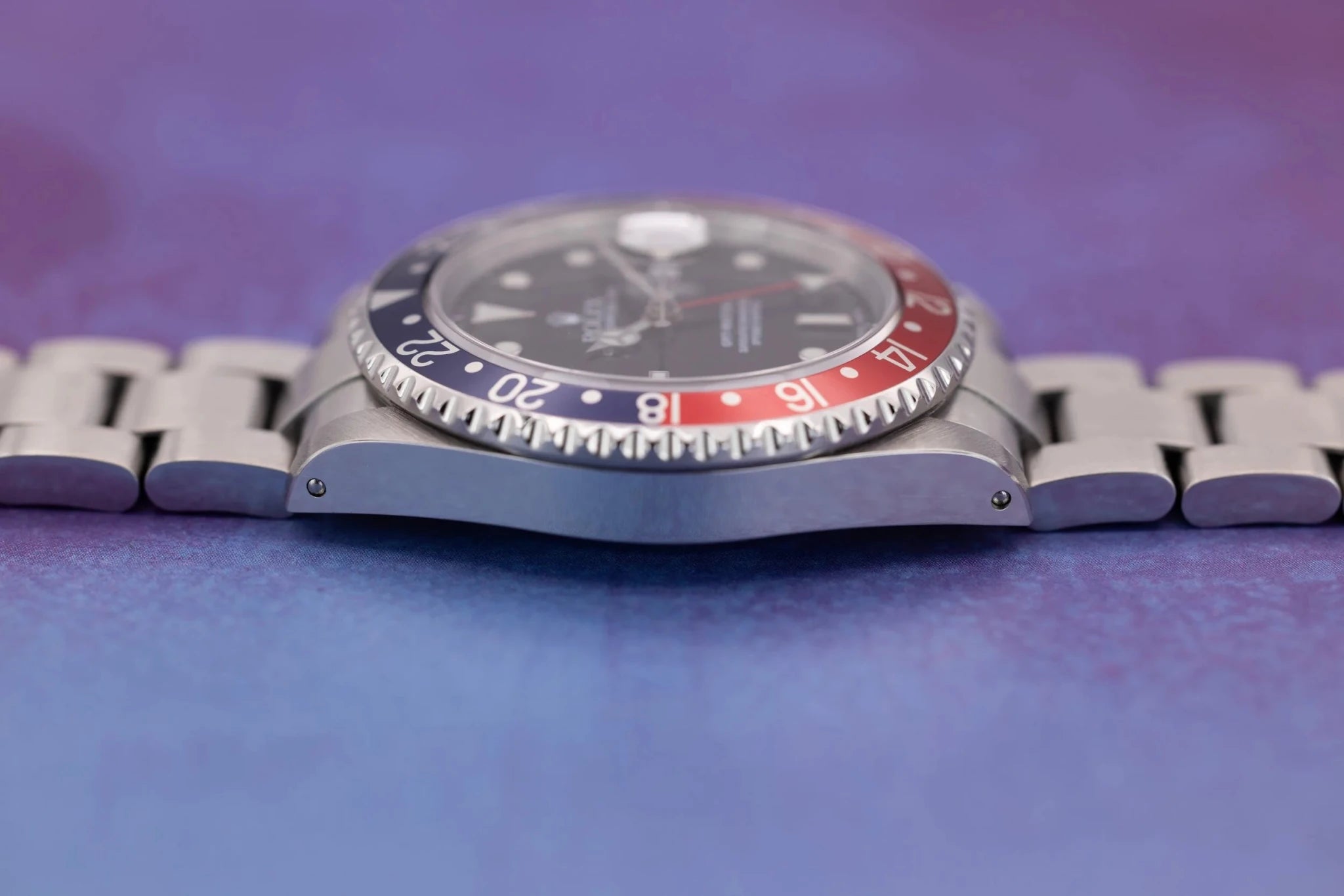 2000 Rolex GMT Master II Ref. 16710 Pepsi | Excellent Condition - Sierra Time Co