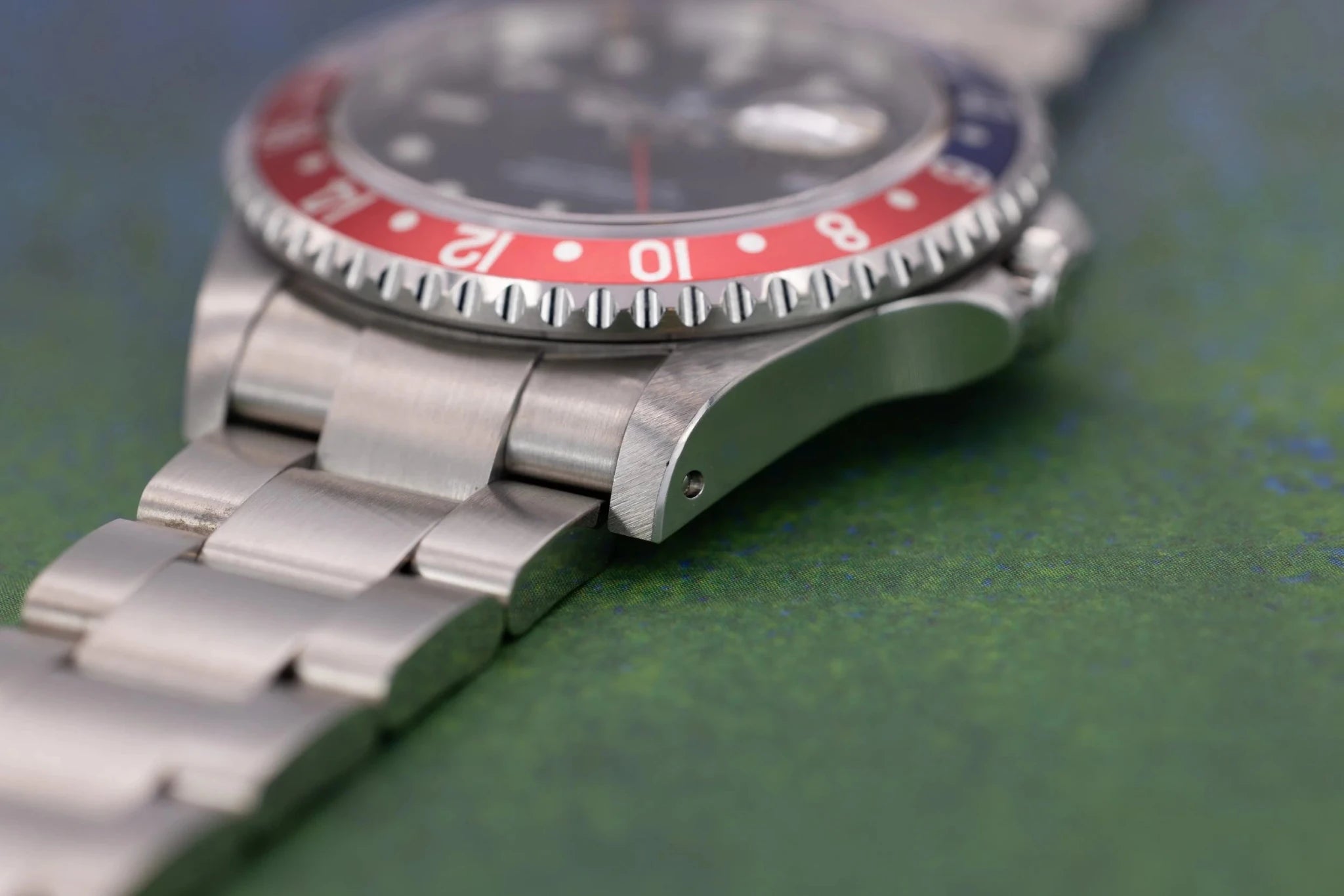 2000 Rolex GMT Master II Ref. 16710 Pepsi | Mint Condition - Sierra Time Co