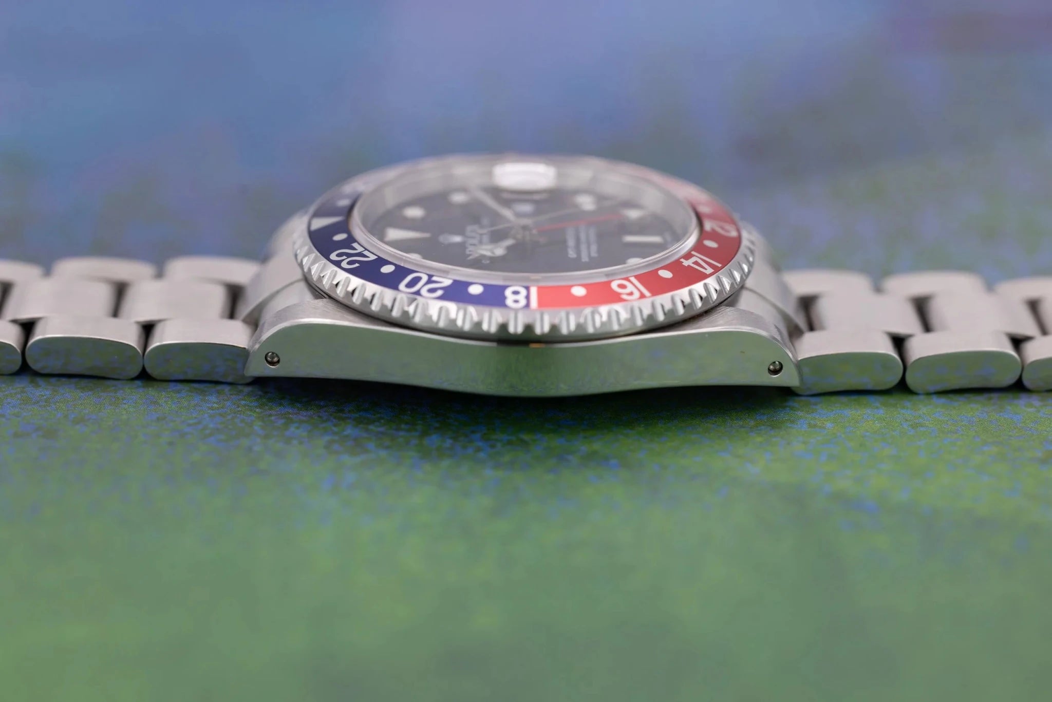 2000 Rolex GMT Master II Ref. 16710 Pepsi | Mint Condition - Sierra Time Co