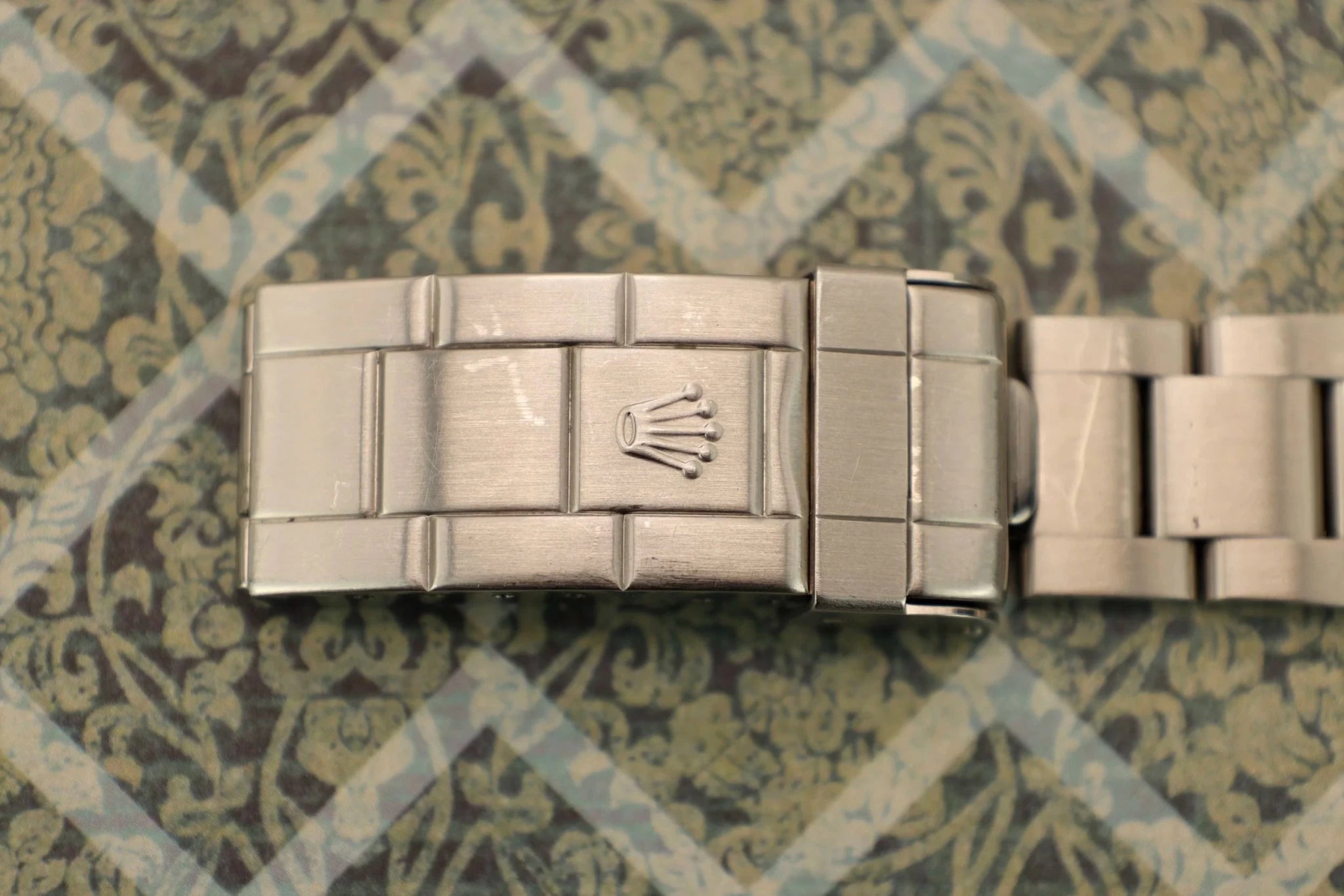 2000 Rolex Sea-Dweller Ref. 16600 | Box and Papers - Sierra Time Co