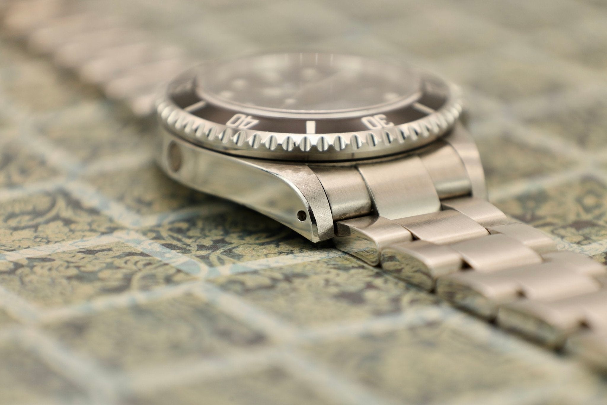 2000 Rolex Sea-Dweller Ref. 16600 | Box and Papers - Sierra Time Co