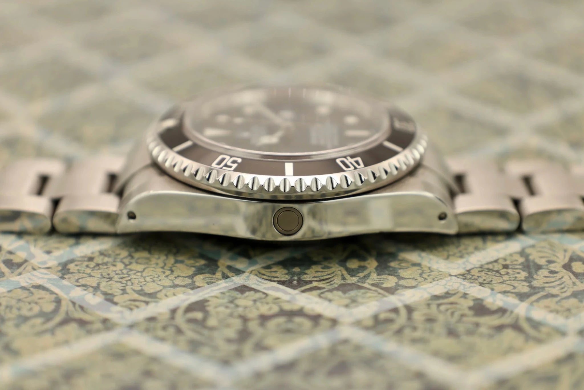 2000 Rolex Sea-Dweller Ref. 16600 | Box and Papers - Sierra Time Co