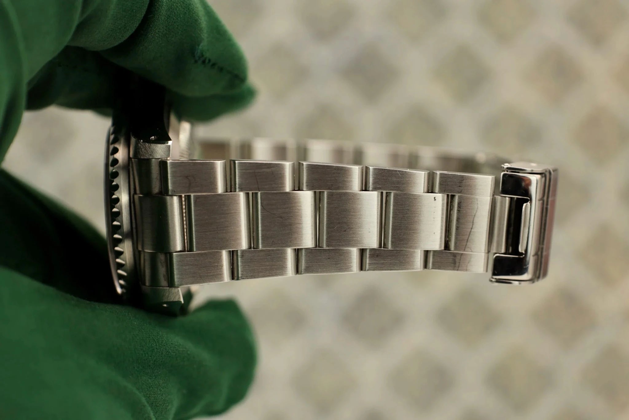 2000 Rolex Sea-Dweller Ref. 16600 | Box and Papers - Sierra Time Co