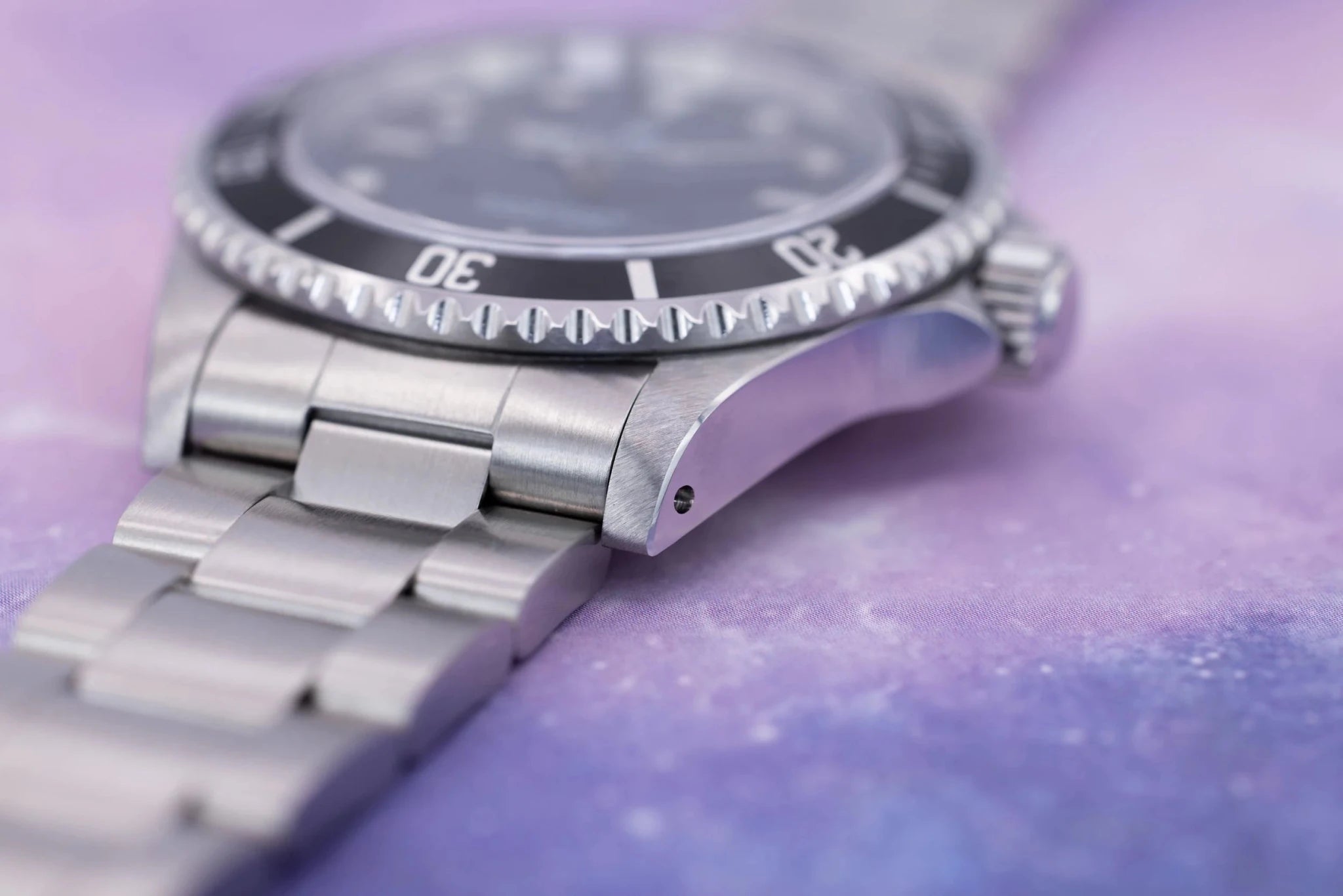 2000 Rolex Submariner Ref. 14060 | 2-Liner | Box and Papers - Sierra Time Co