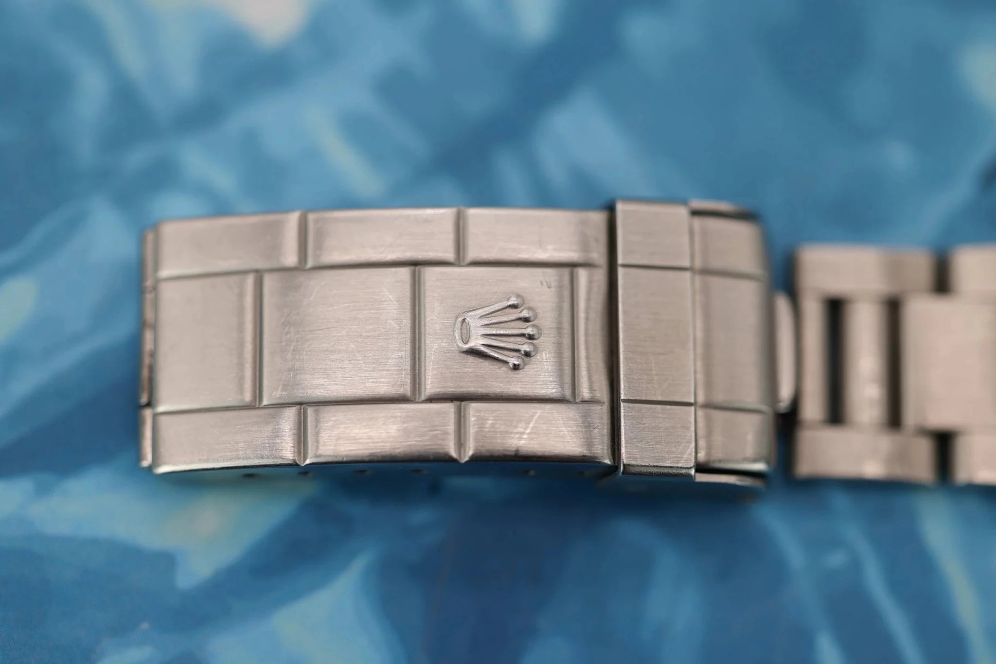 2000 Rolex Submariner Ref. 14060 - Sierra Time Co