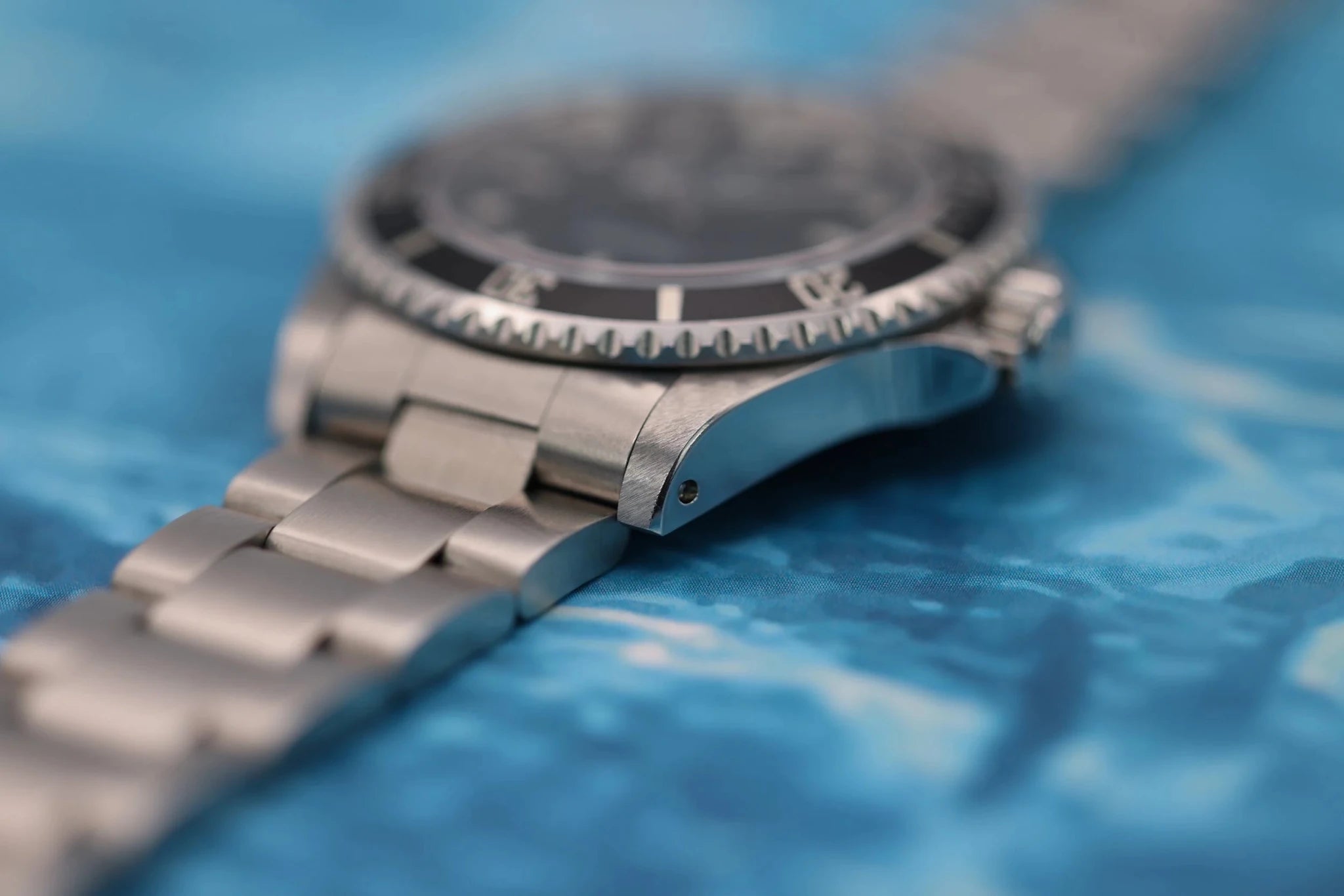 2000 Rolex Submariner Ref. 14060 | Two-Liner | Box and Papers - Sierra Time Co