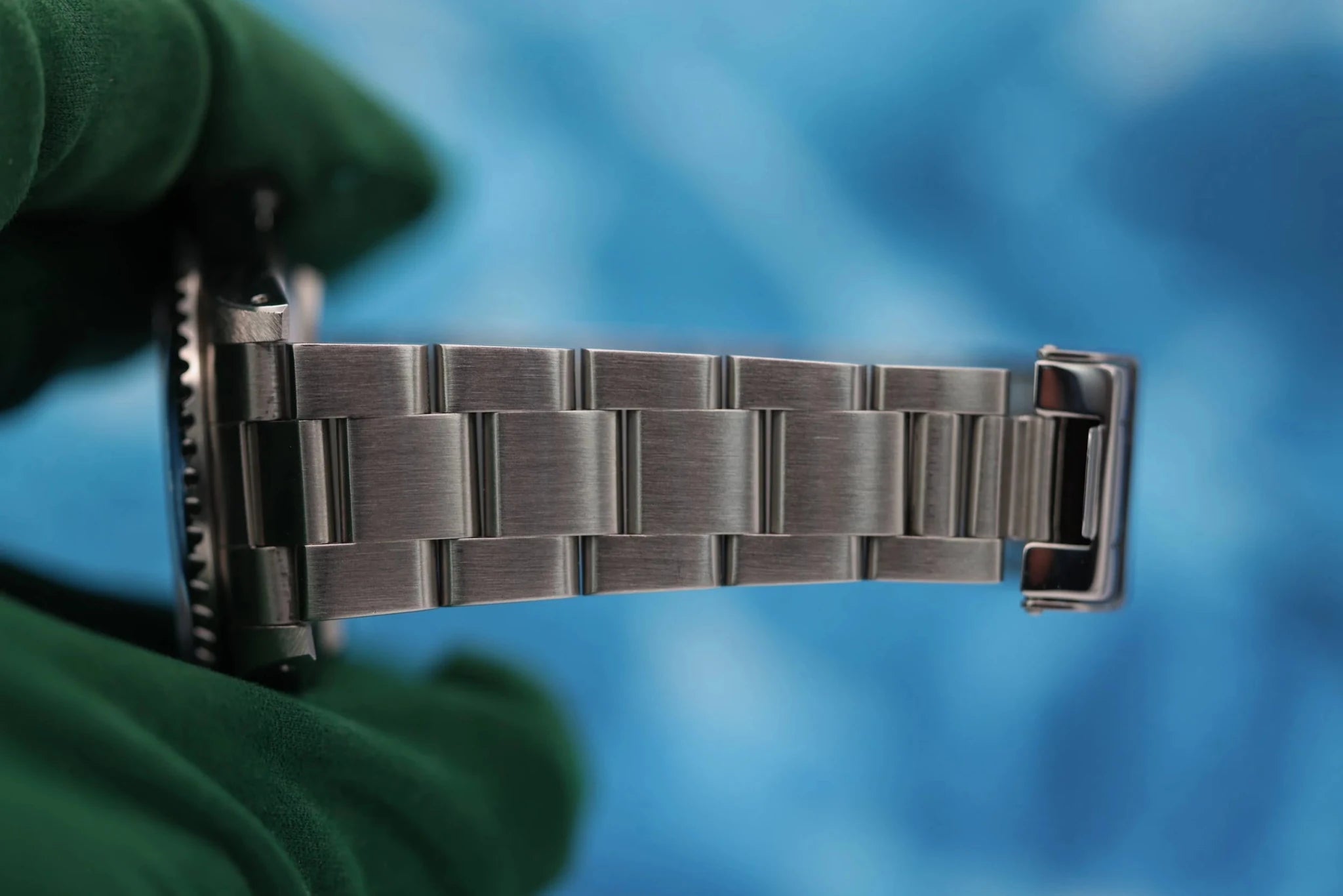 2000 Rolex Submariner Ref. 14060 | Two-Liner | Box and Papers - Sierra Time Co