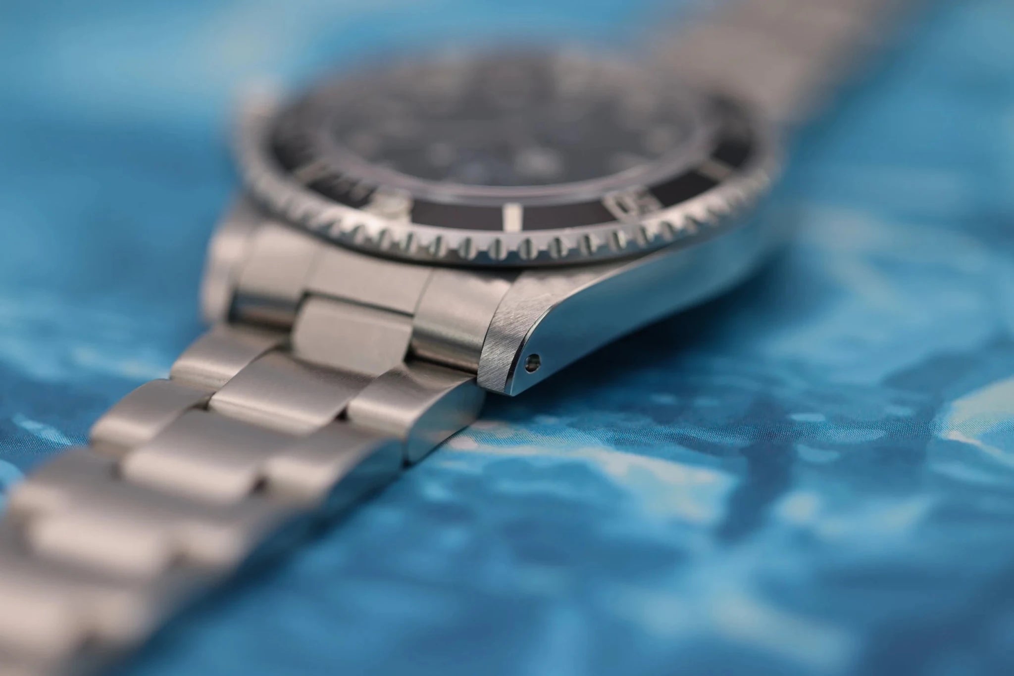 2000 Rolex Submariner Ref. 14060 | Two-Liner | Box and Papers - Sierra Time Co