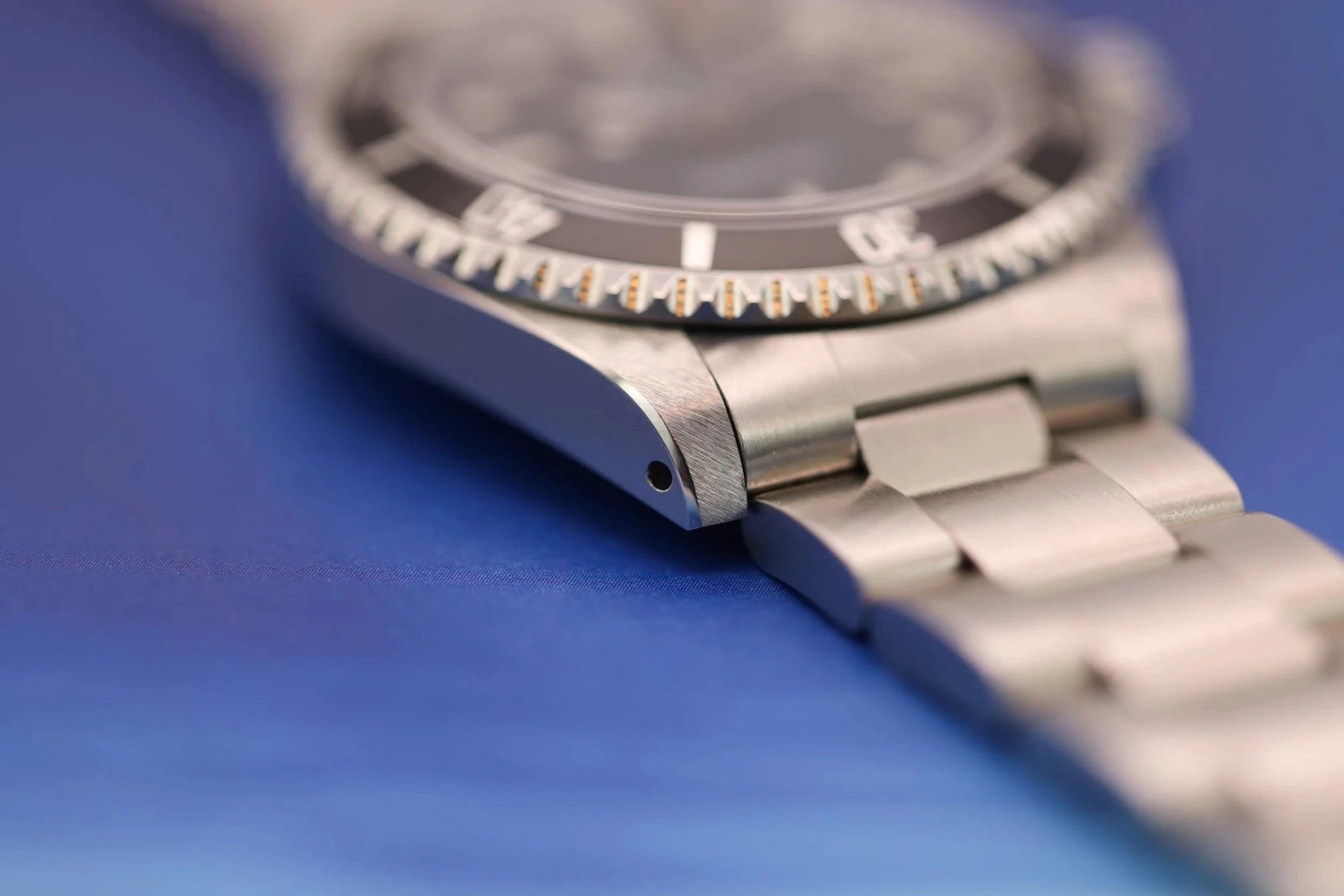 2000 Rolex Submariner Ref. 14060m | Box and Papers - Sierra Time Co