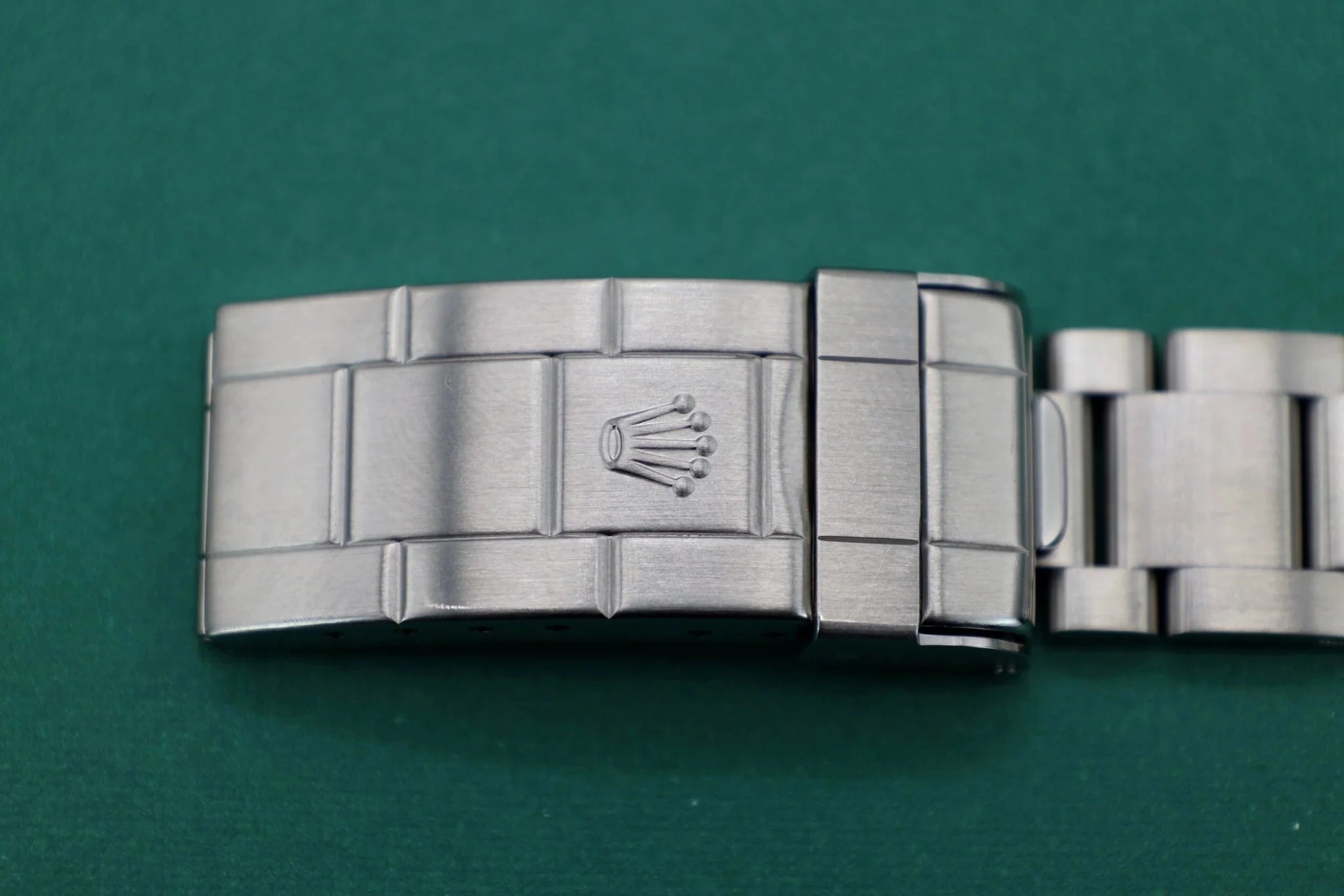 2000 Rolex Submariner Ref. 16610 | Papers - Sierra Time Co